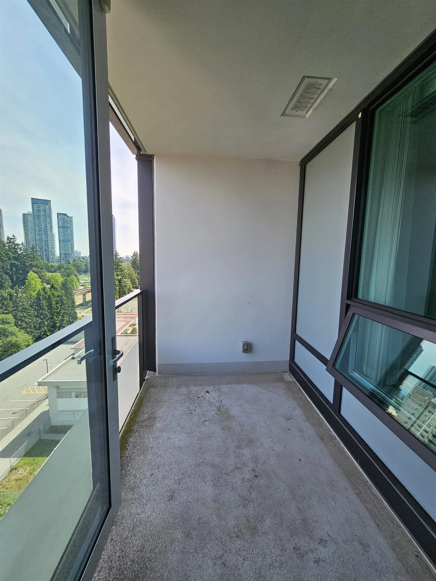 1208 6658 Dow Avenue