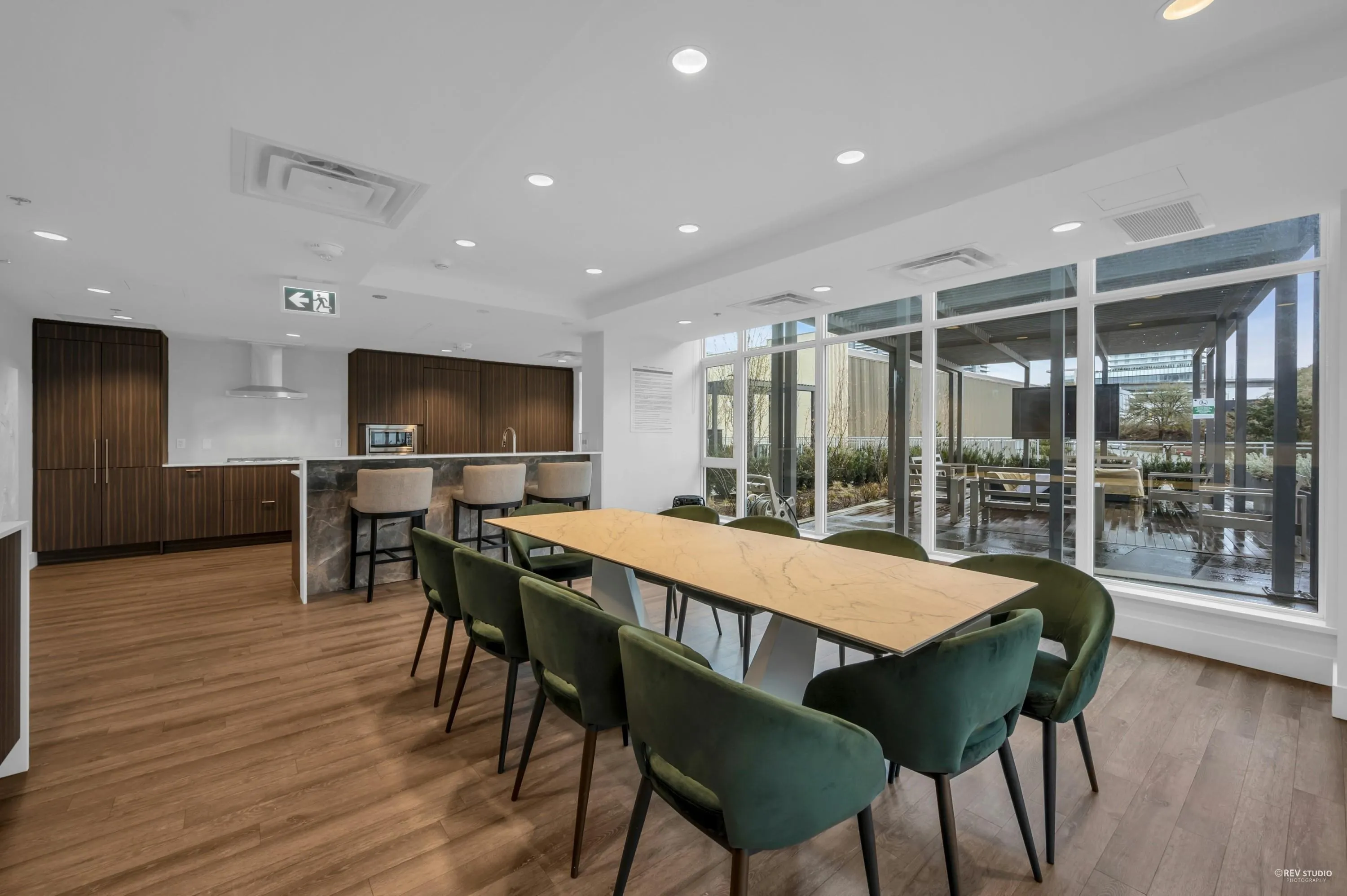 1807 2351 Beta Avenue