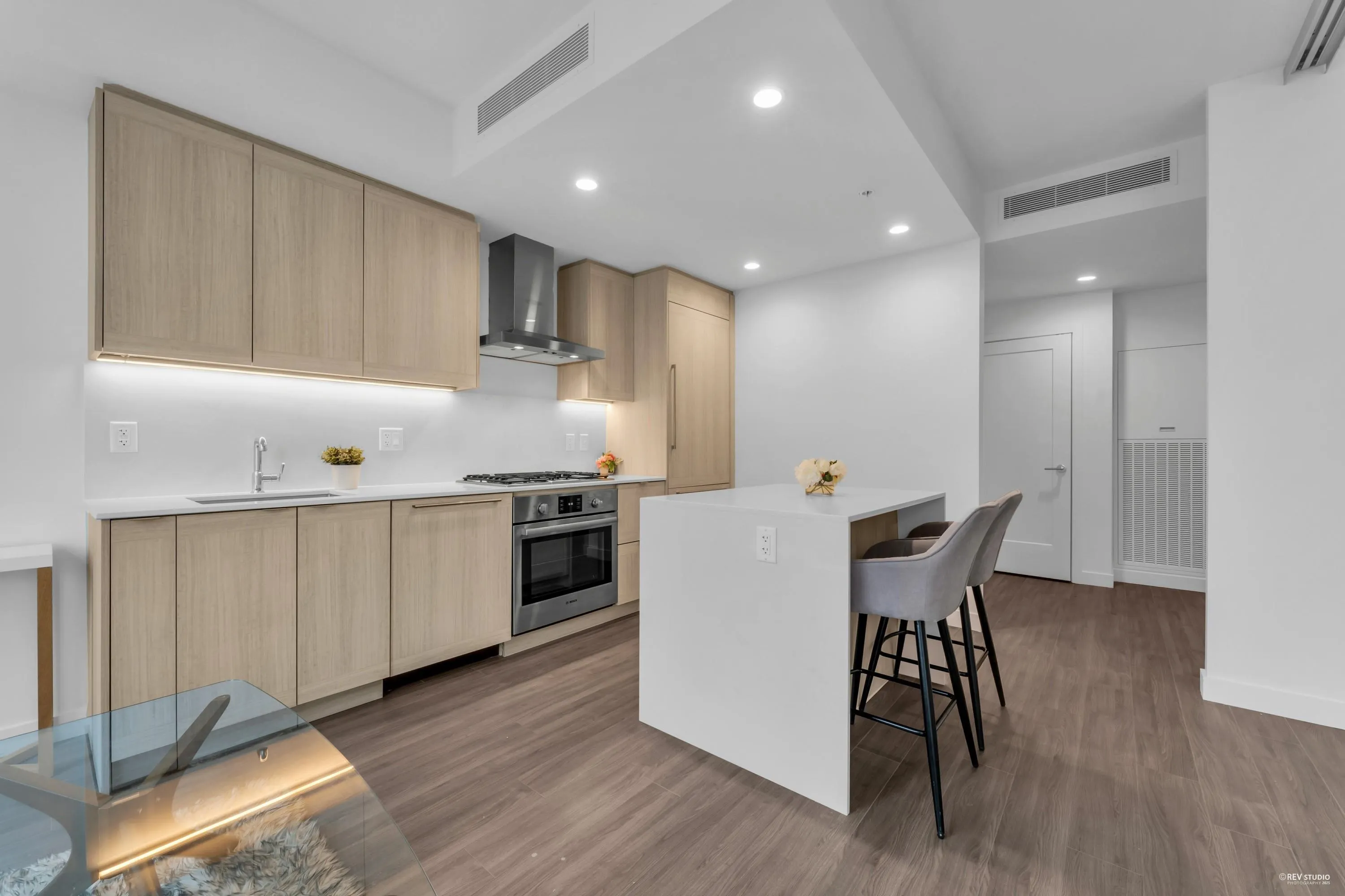 1807 2351 Beta Avenue