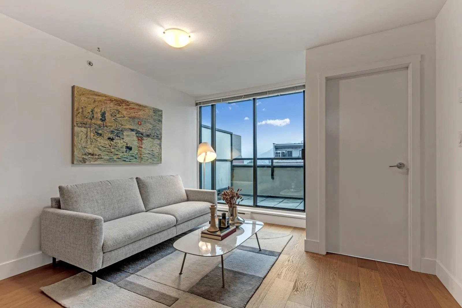 PH22 2150 E Hastings Street