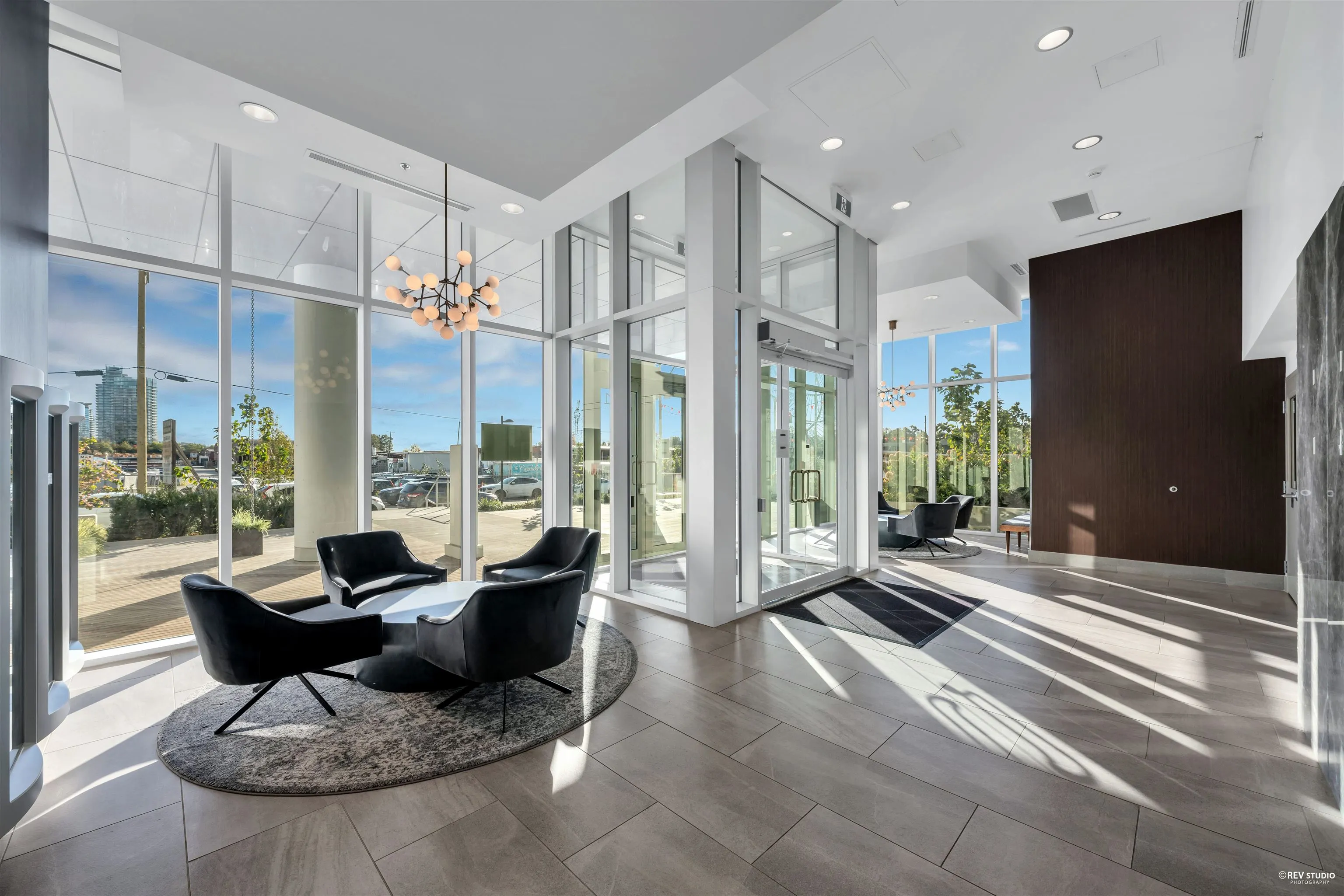 1709 2351 Beta Avenue
