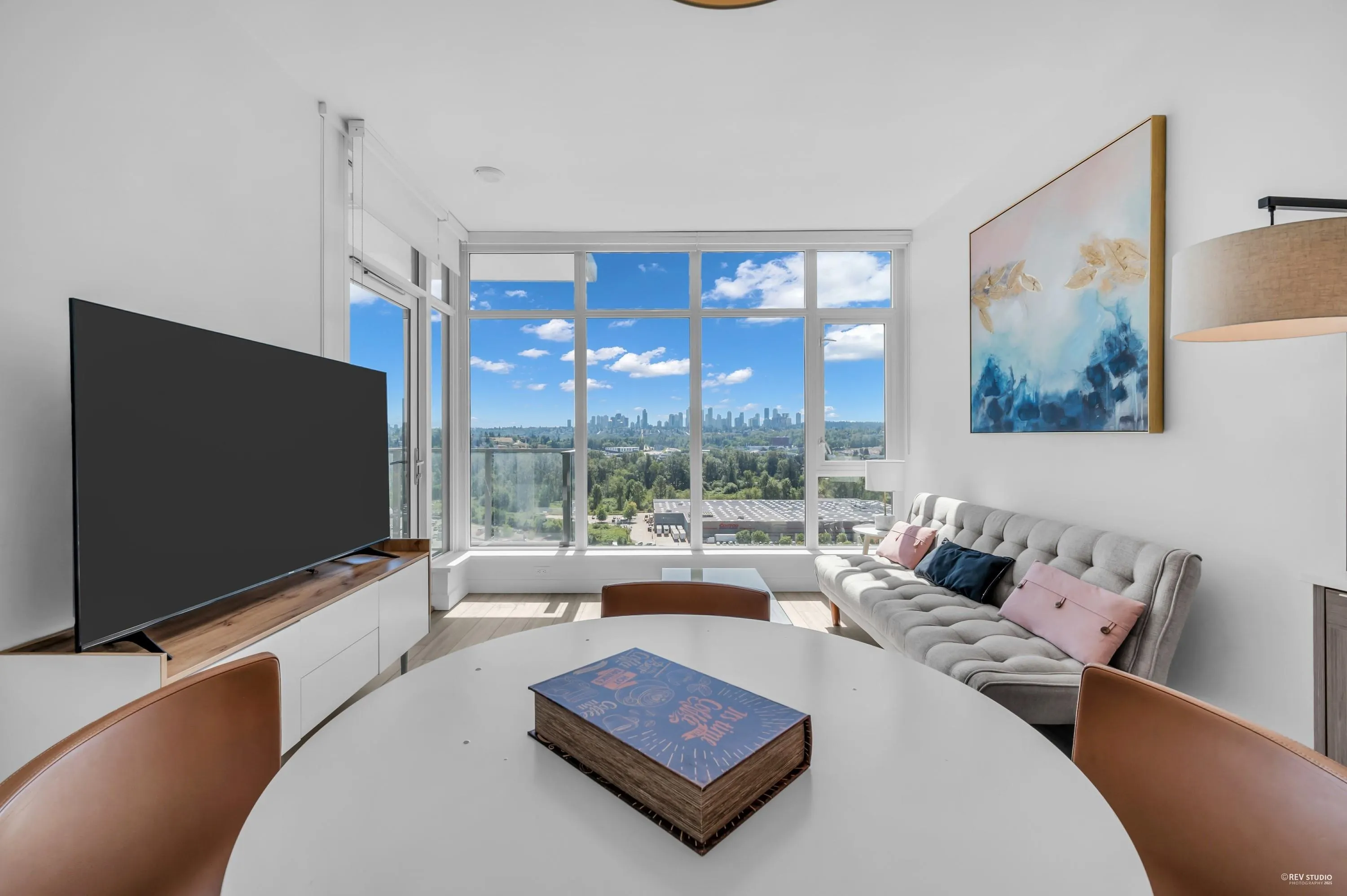 1709 2351 Beta Avenue