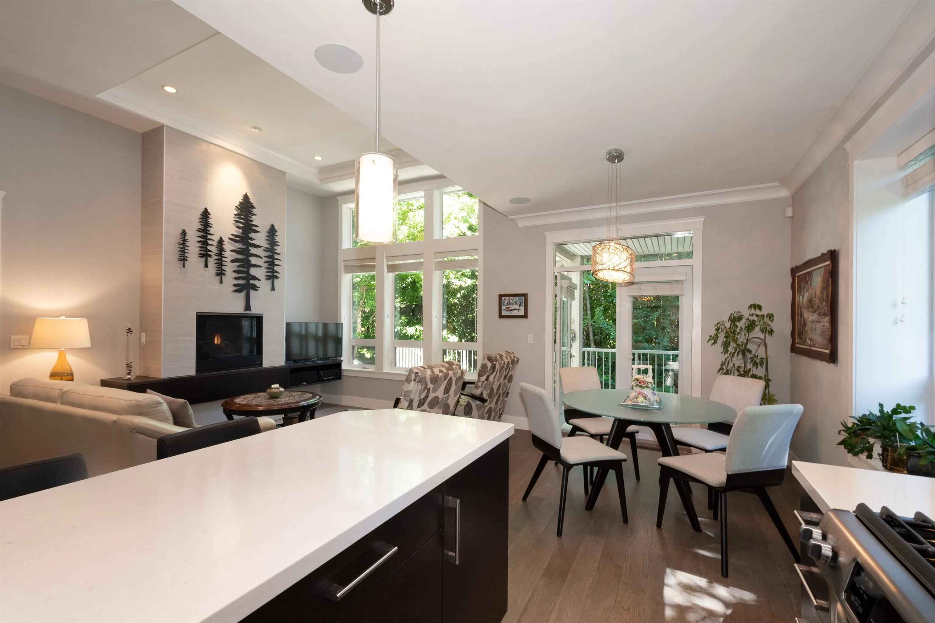 1 15989 Mountain View Drive