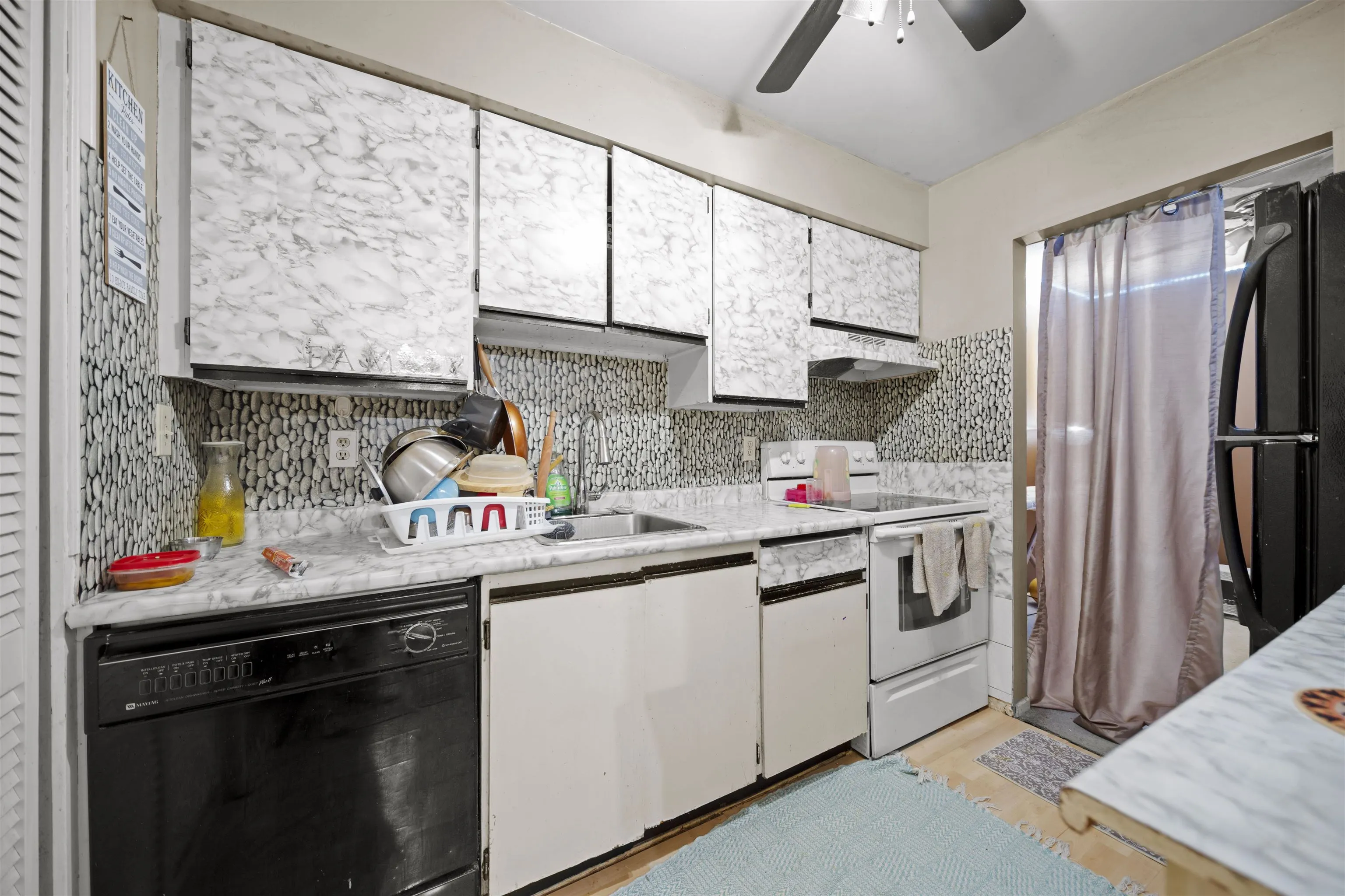 916 10620 150 Street