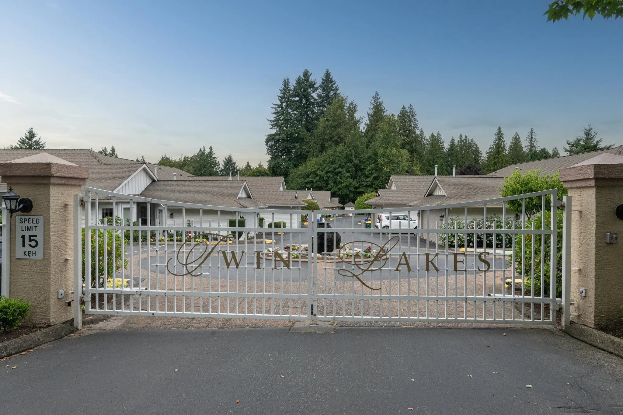 100 20655 88 Avenue
