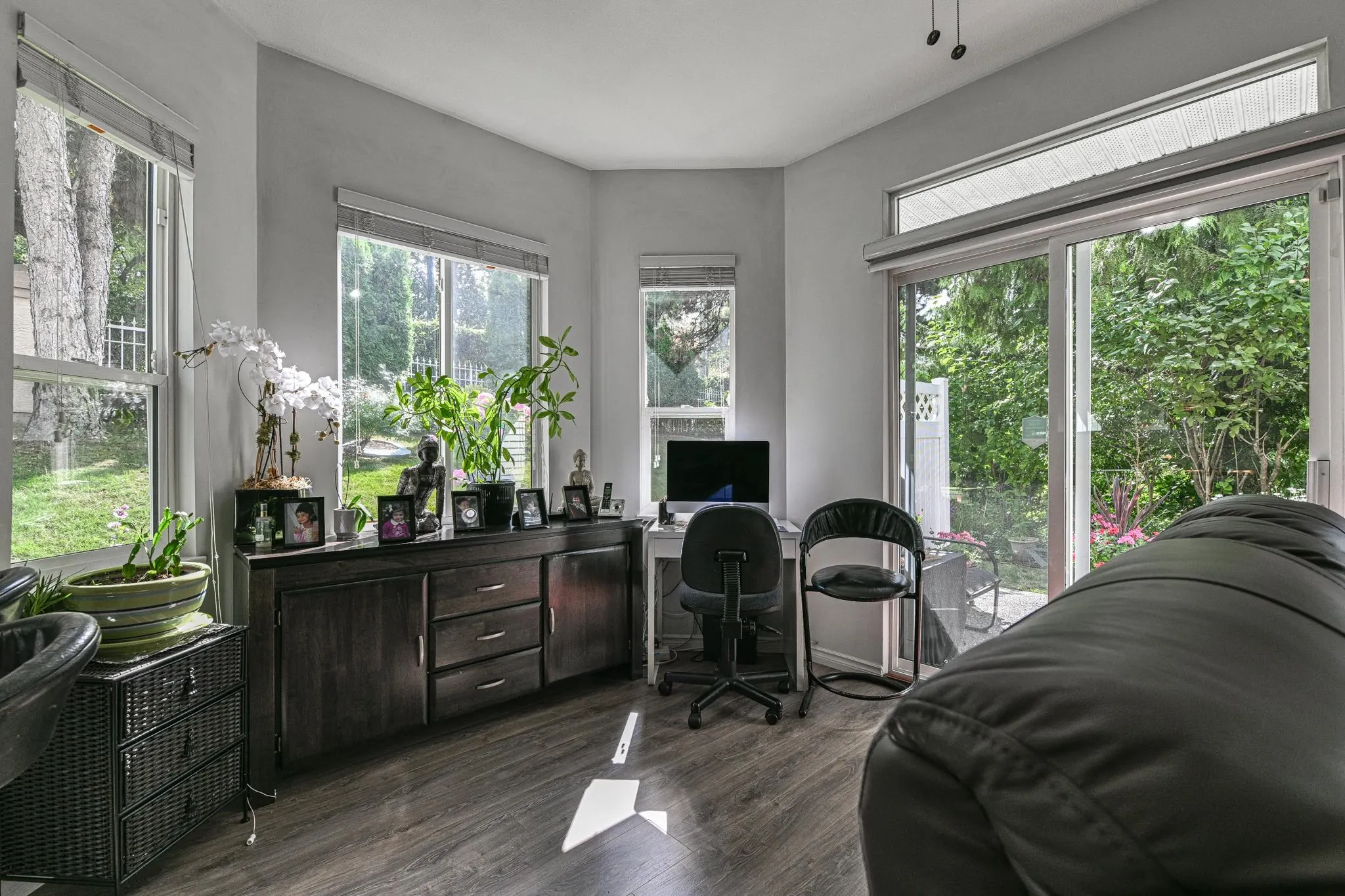 100 20655 88 Avenue