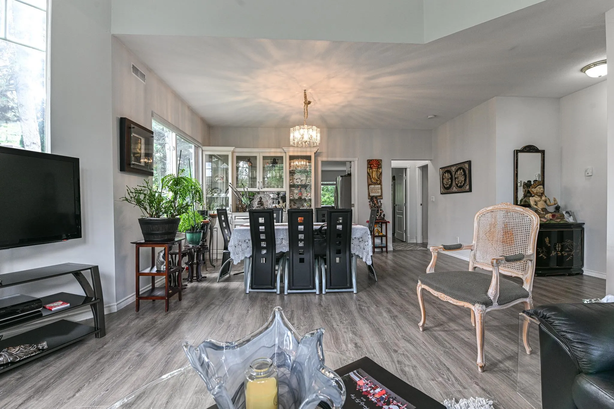 100 20655 88 Avenue