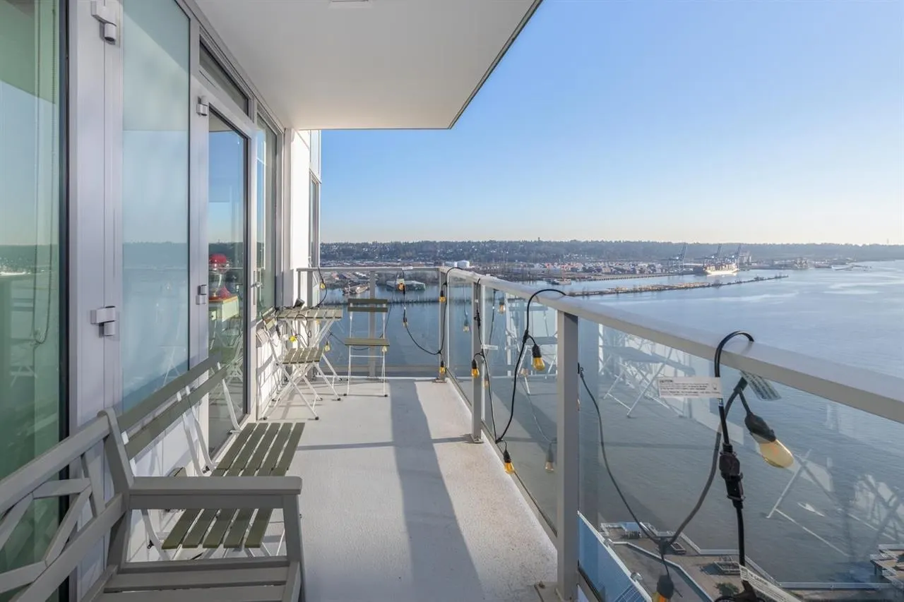 2705 908 Quayside Drive