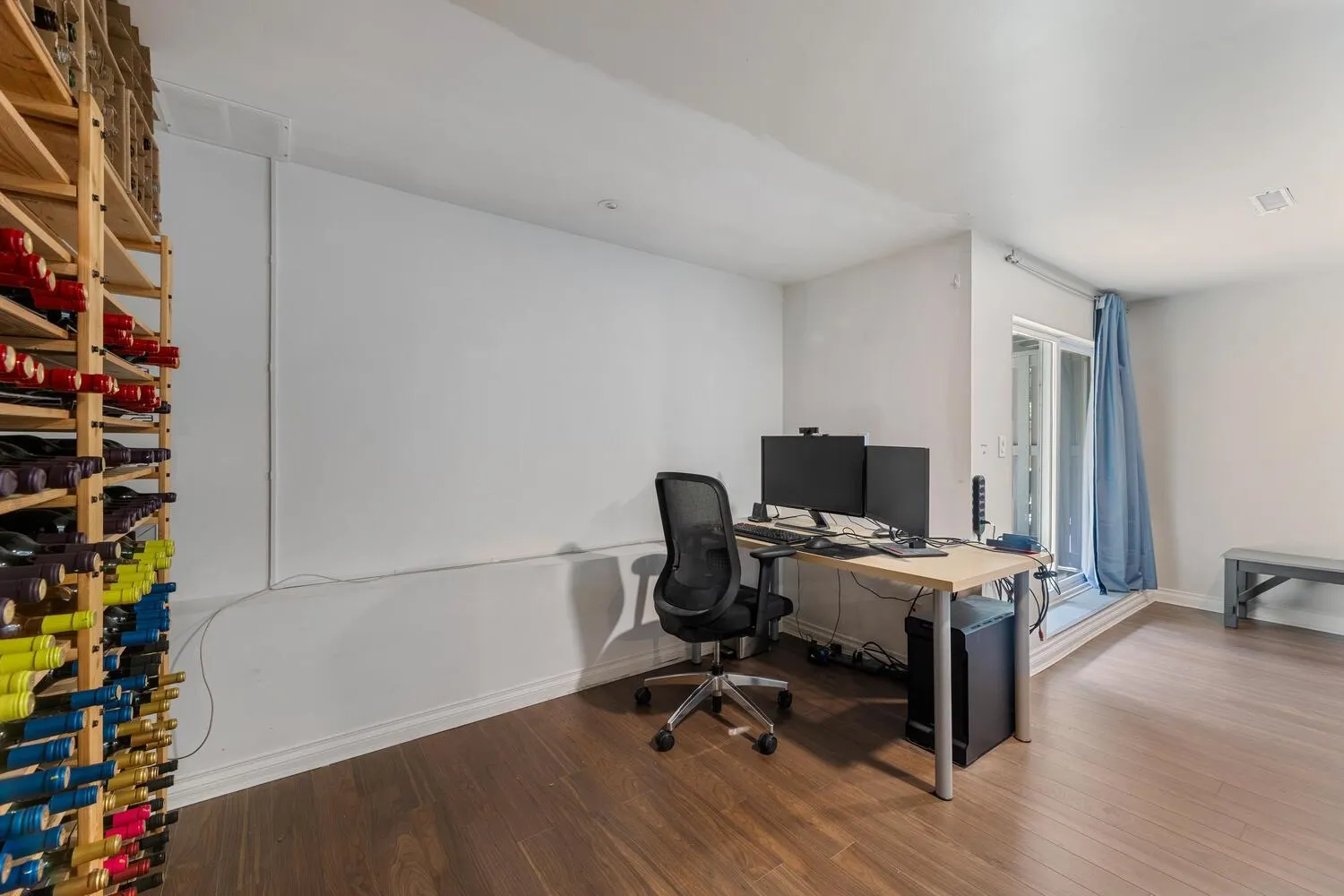573 Carlsen Place