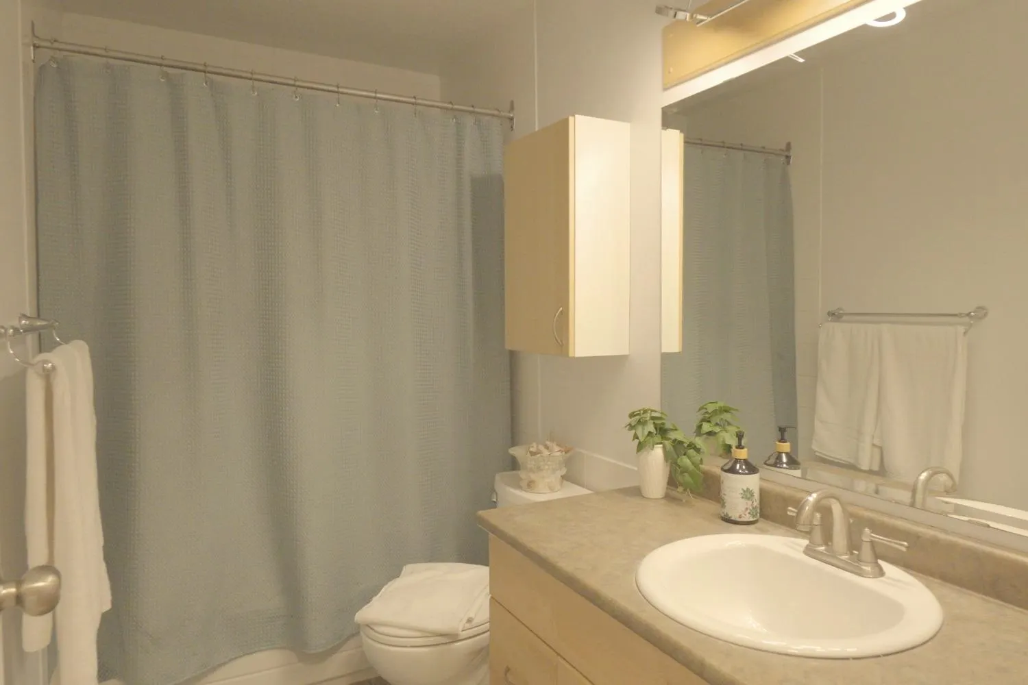 573 Carlsen Place