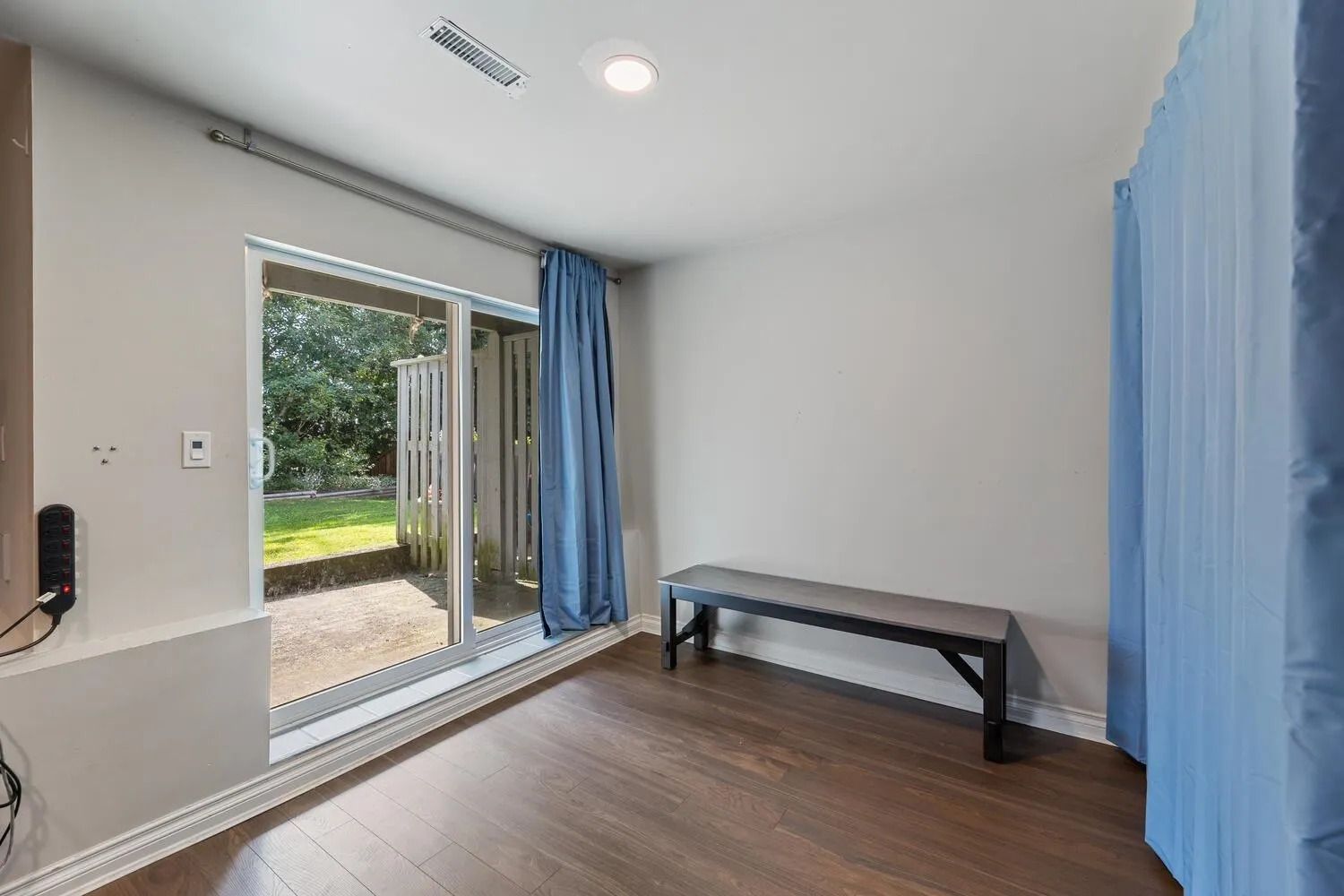573 Carlsen Place