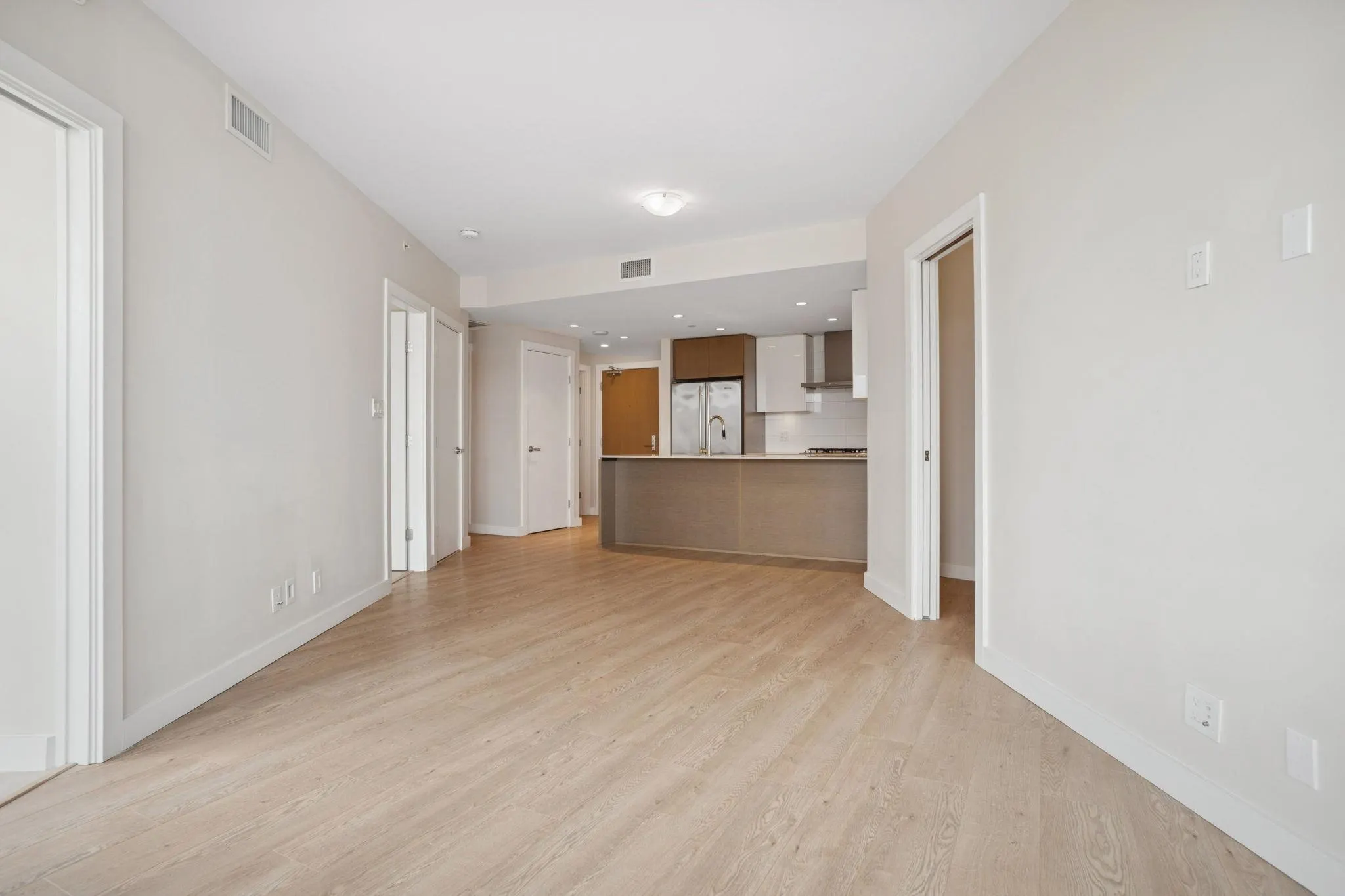 1706 1618 Quebec Street