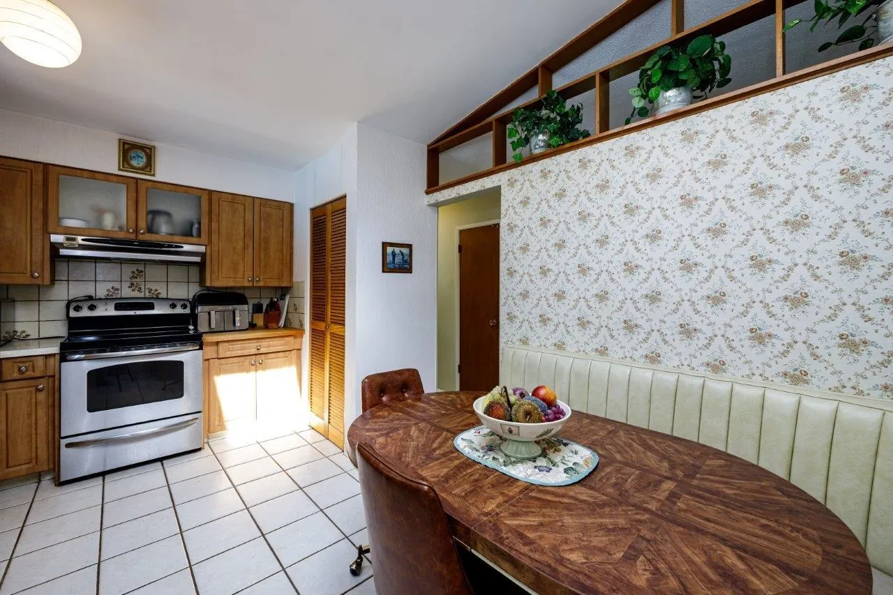 697 Plymouth Drive