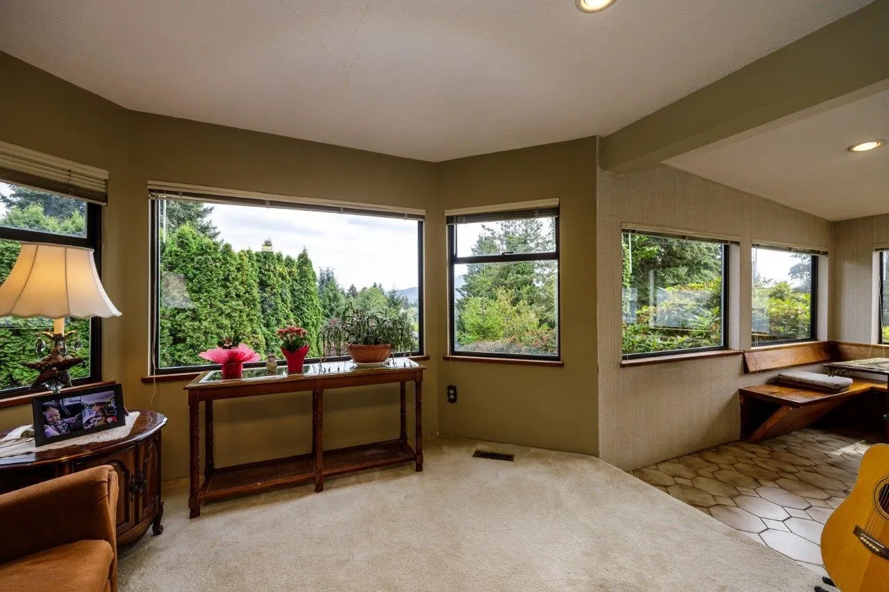 697 Plymouth Drive