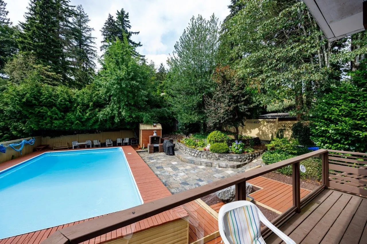 697 Plymouth Drive