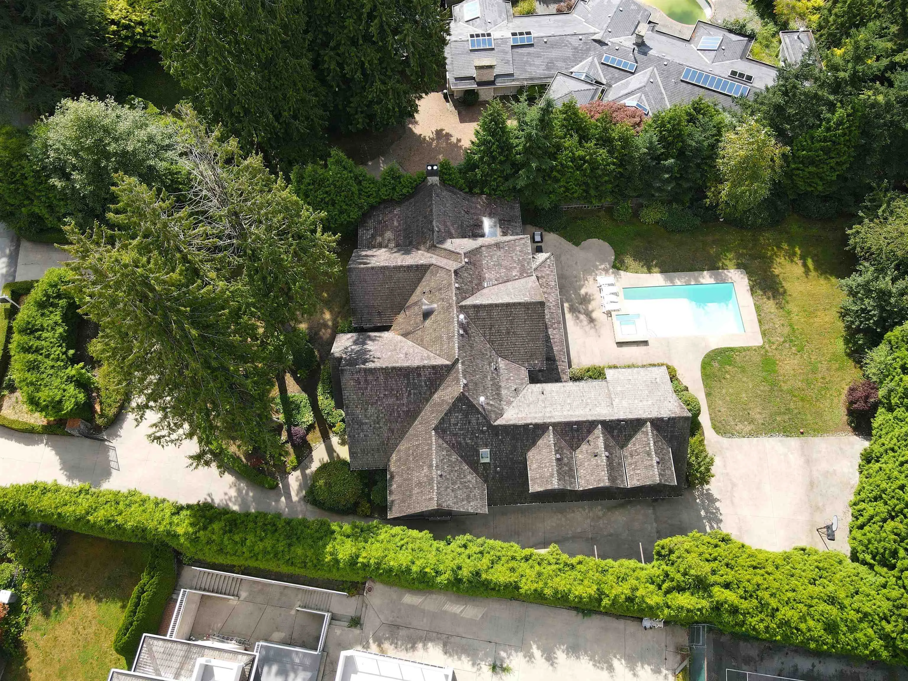 920 Pyrford Road