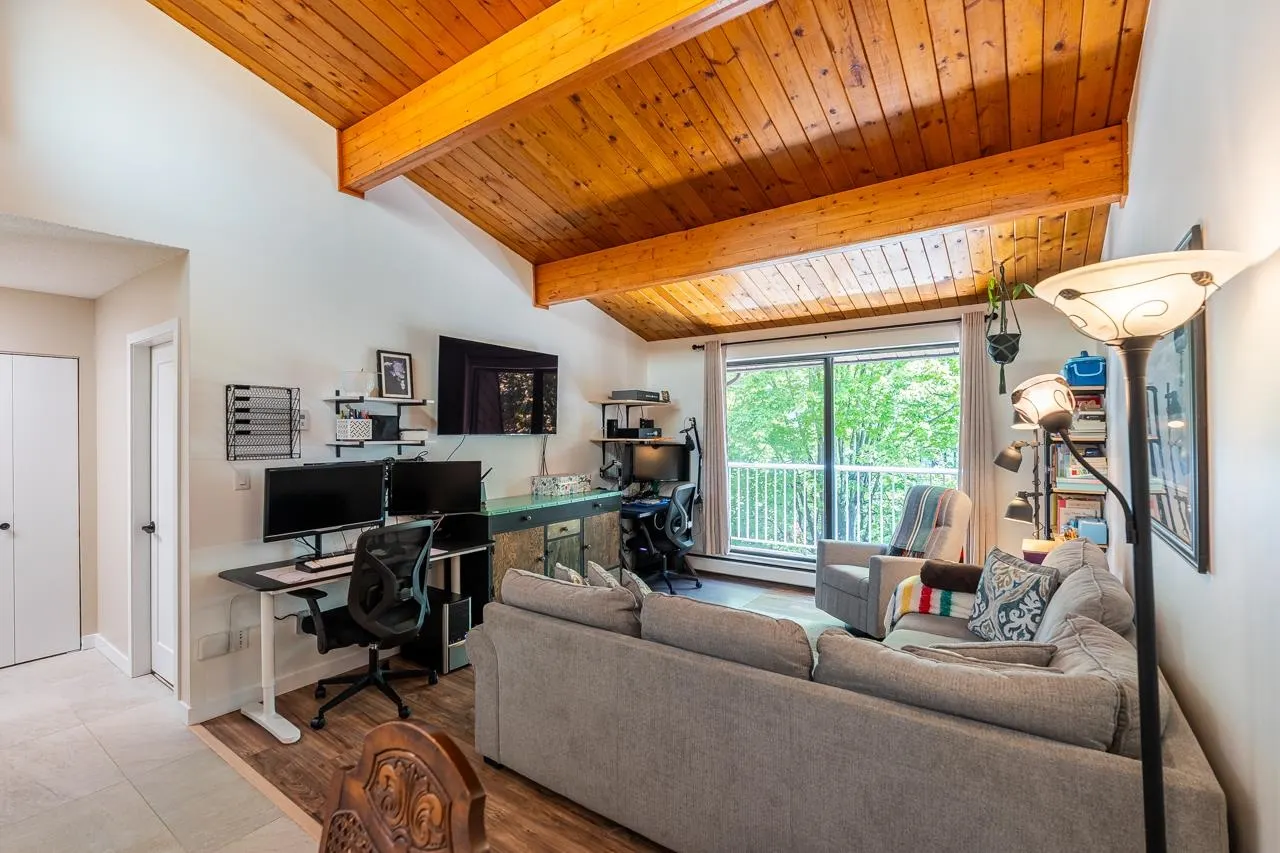 312 3921 Carrigan Court
