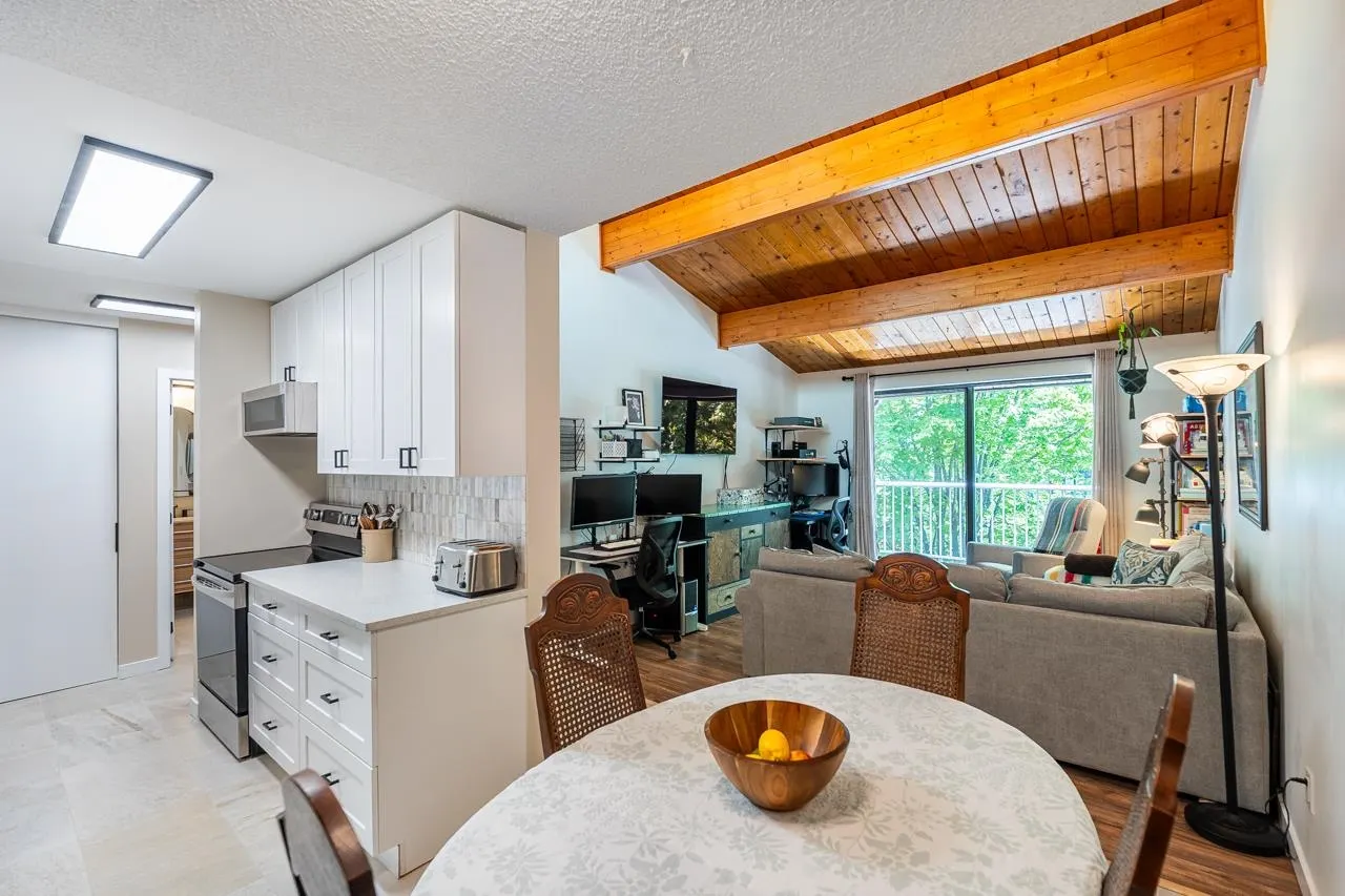 312 3921 Carrigan Court