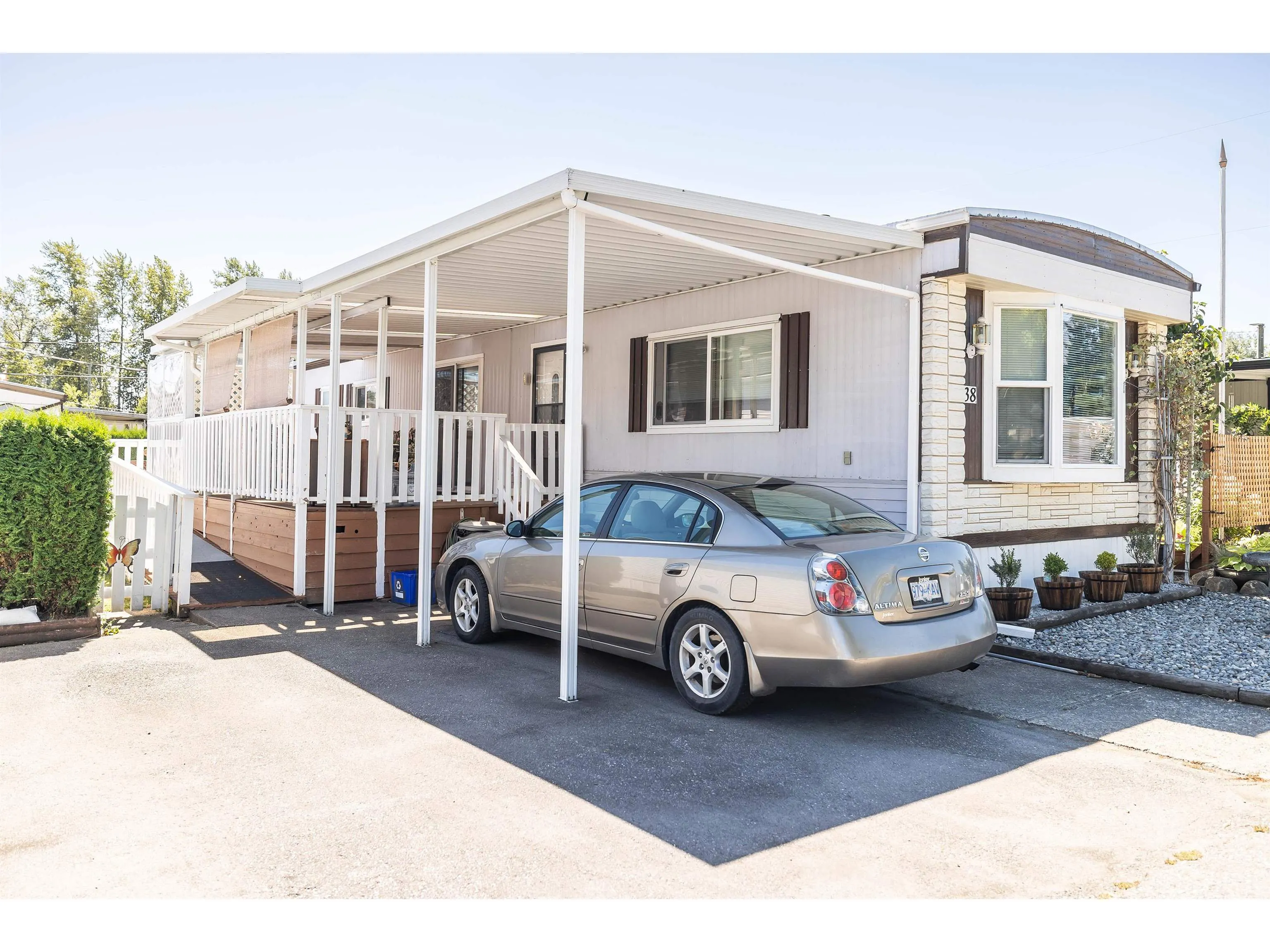 38 4426 232 Street