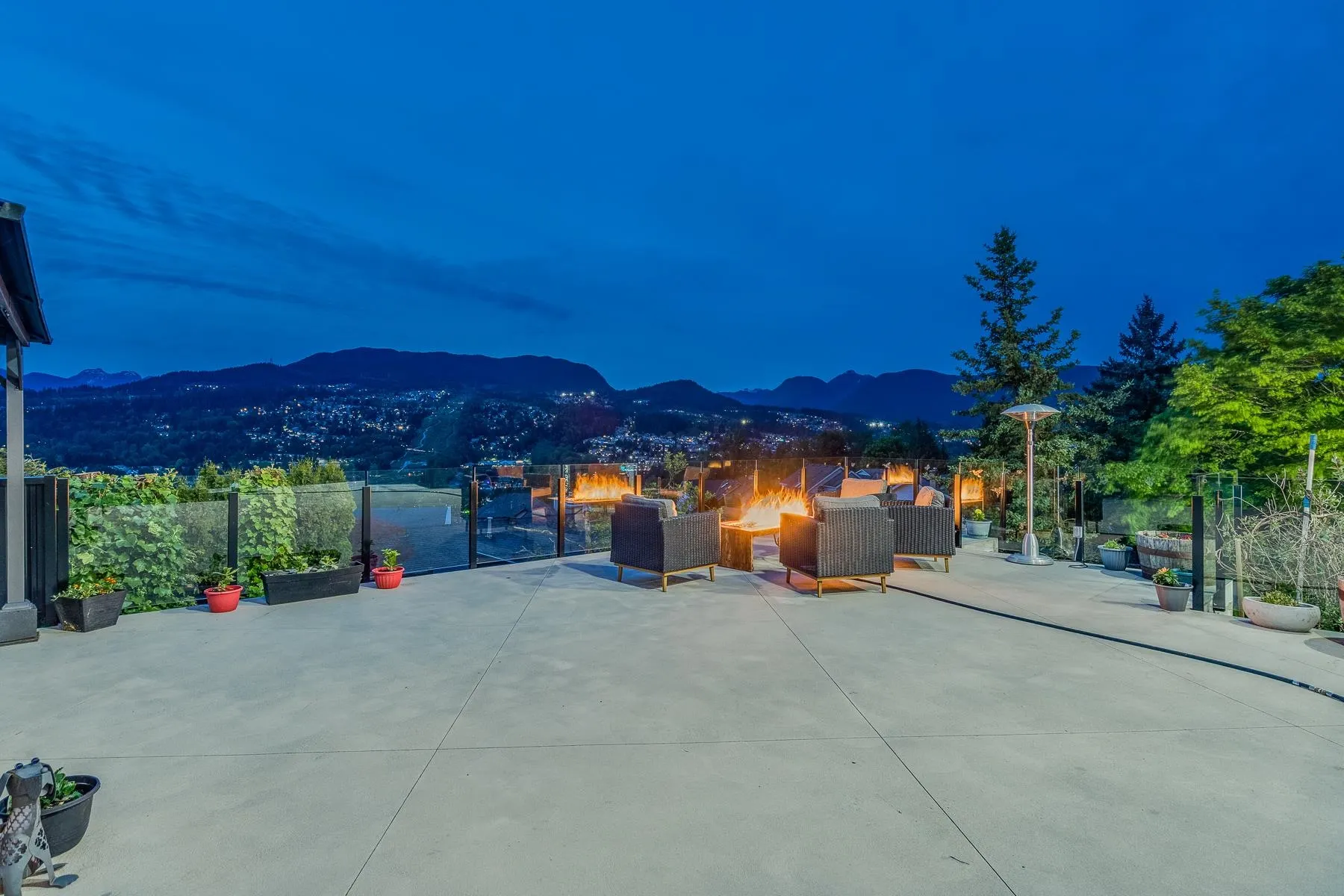 3187 Mariner Way