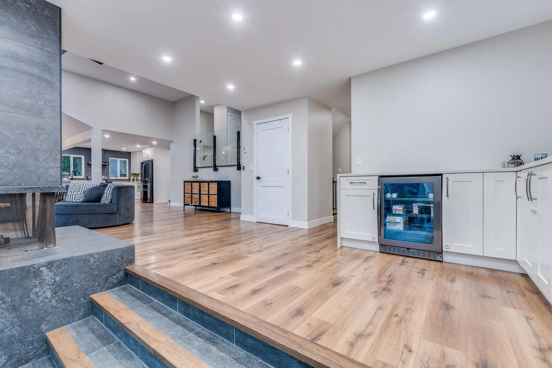 3187 Mariner Way