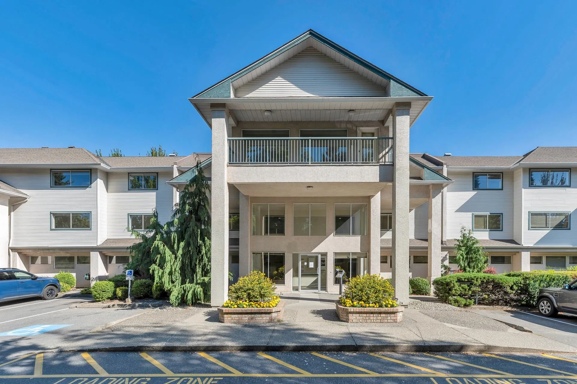 201 1755 Salton Road