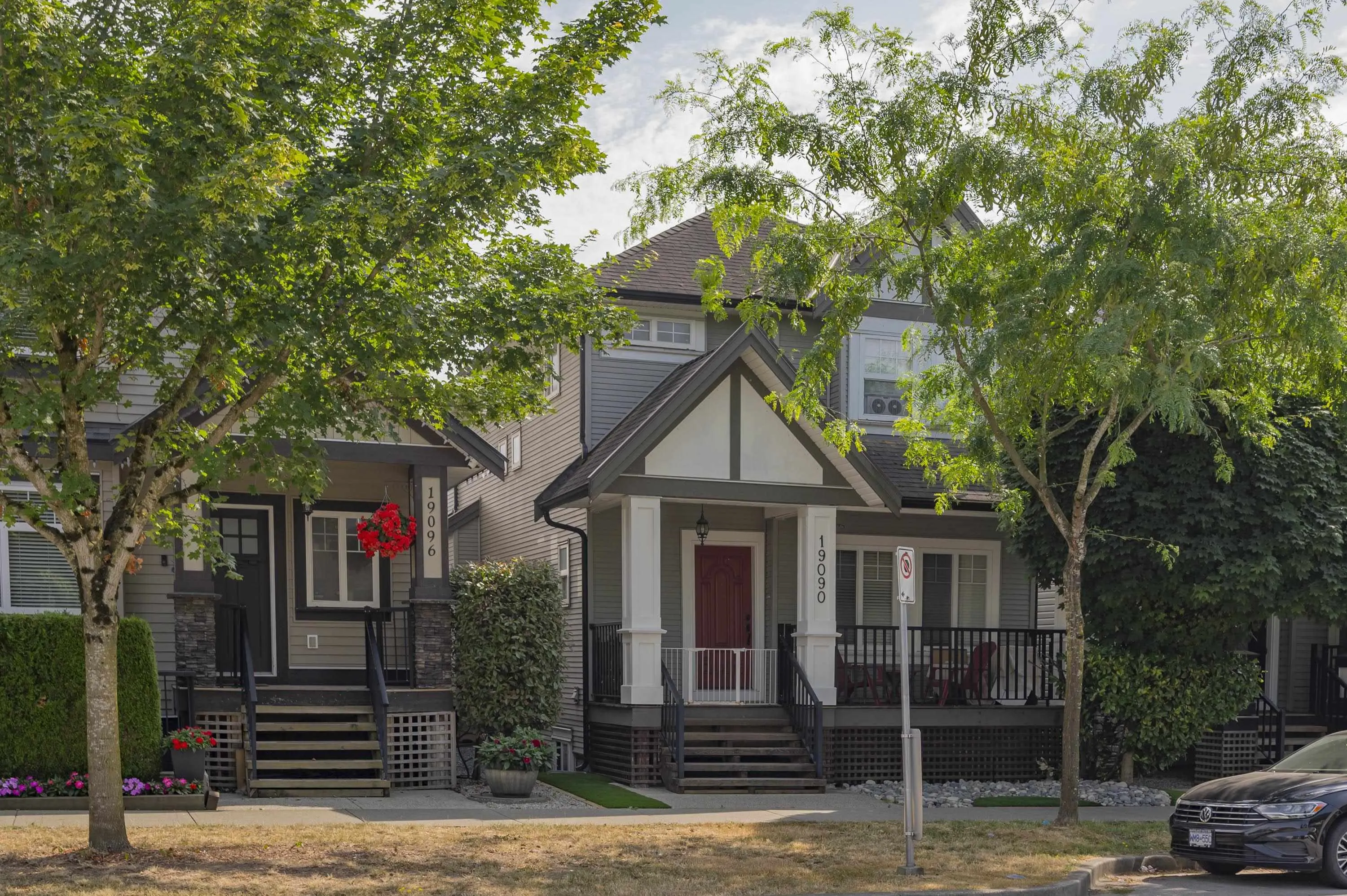19090 68 Avenue