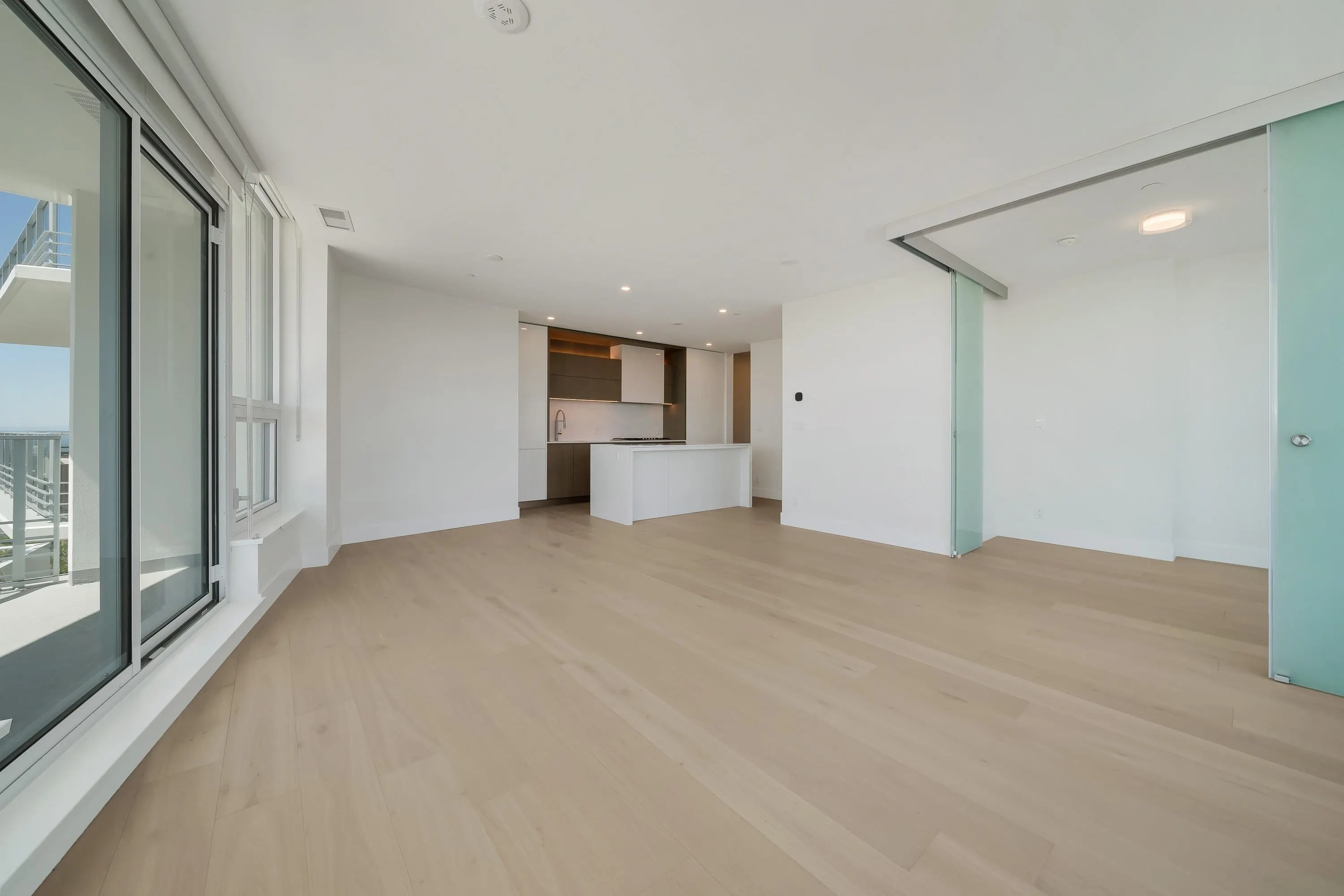 604 1342 Johnston Road
