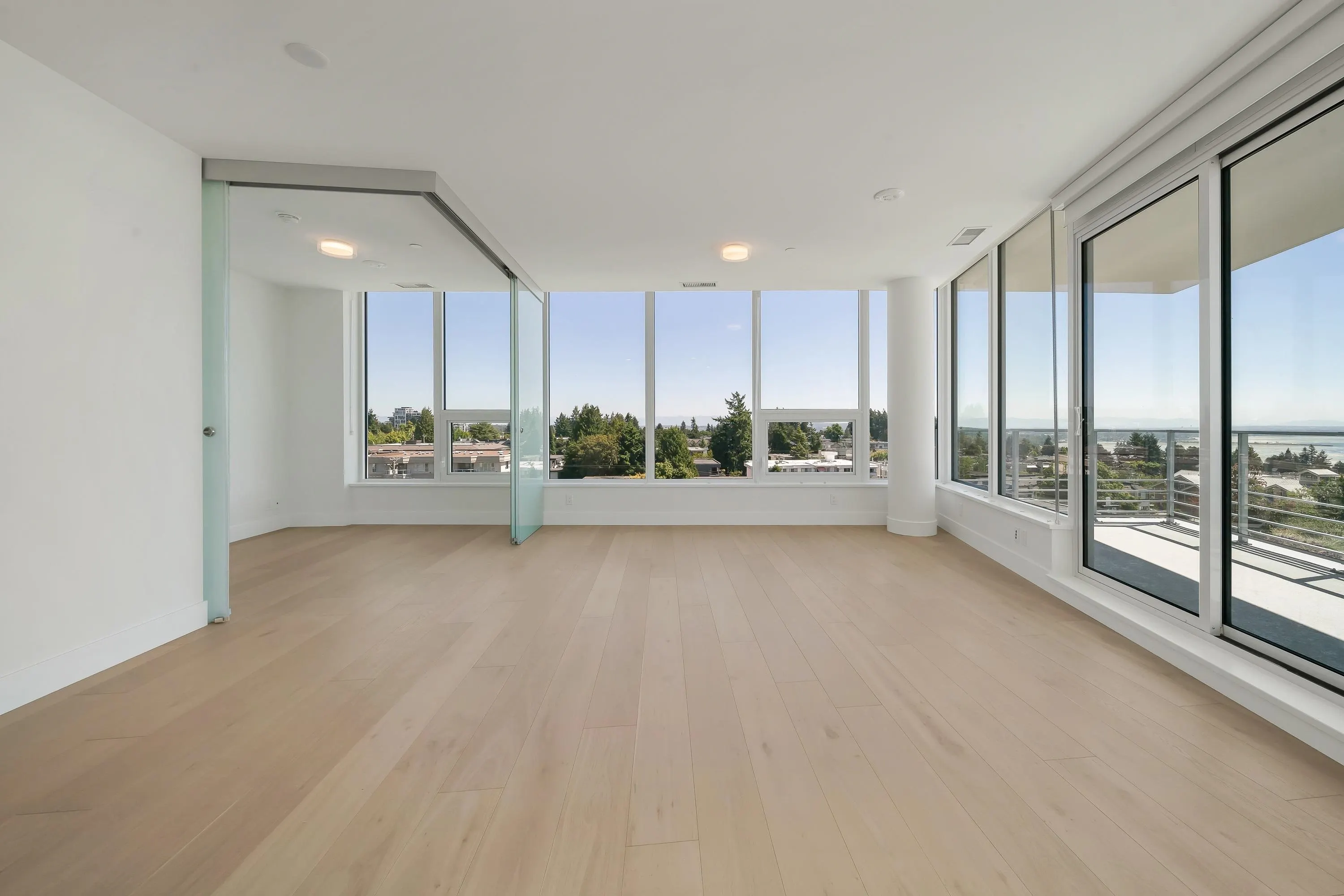 604 1342 Johnston Road