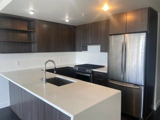 1706 8288 Granville Avenue