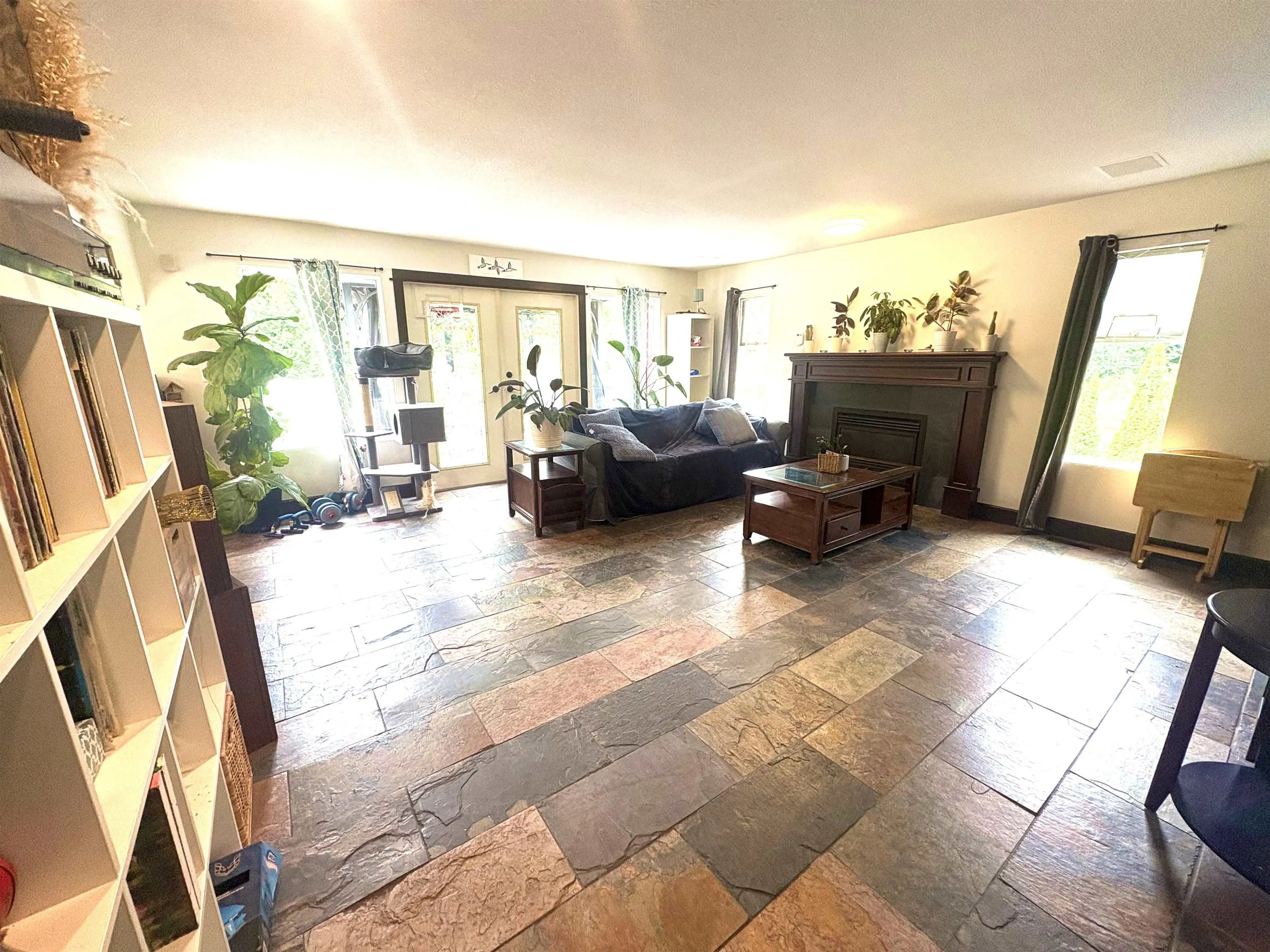 15227 Sheridan Drive