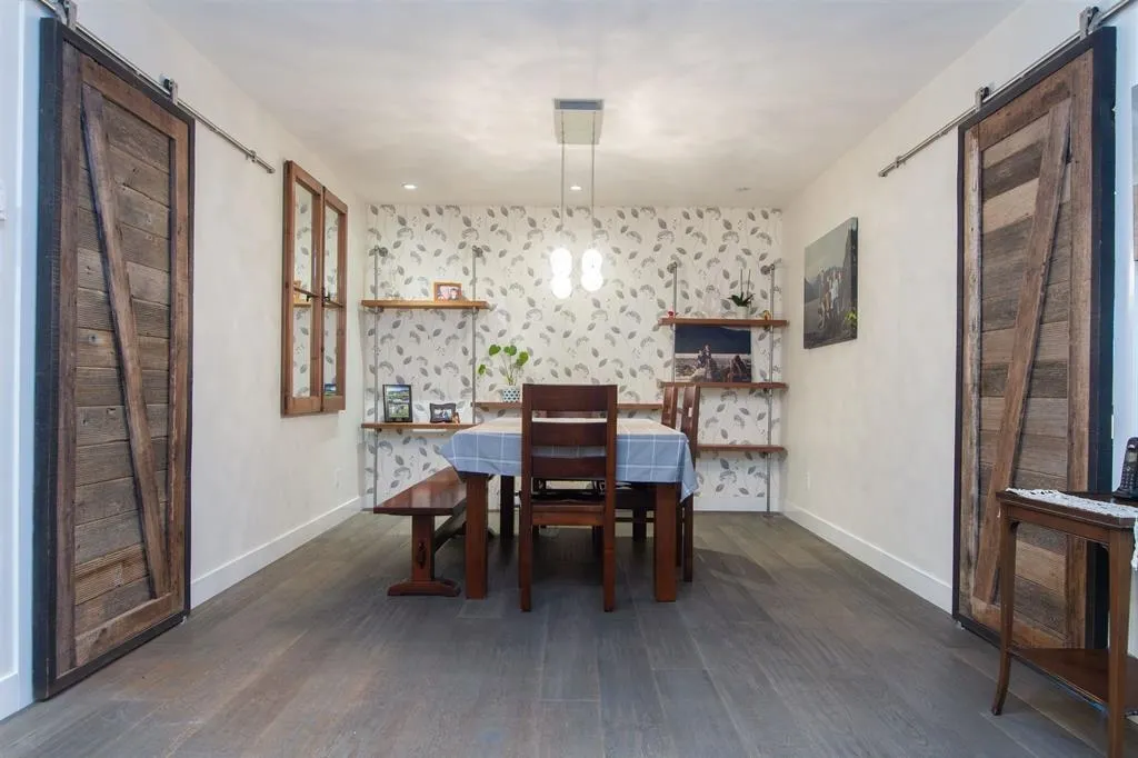 40128 Diamond Head Road