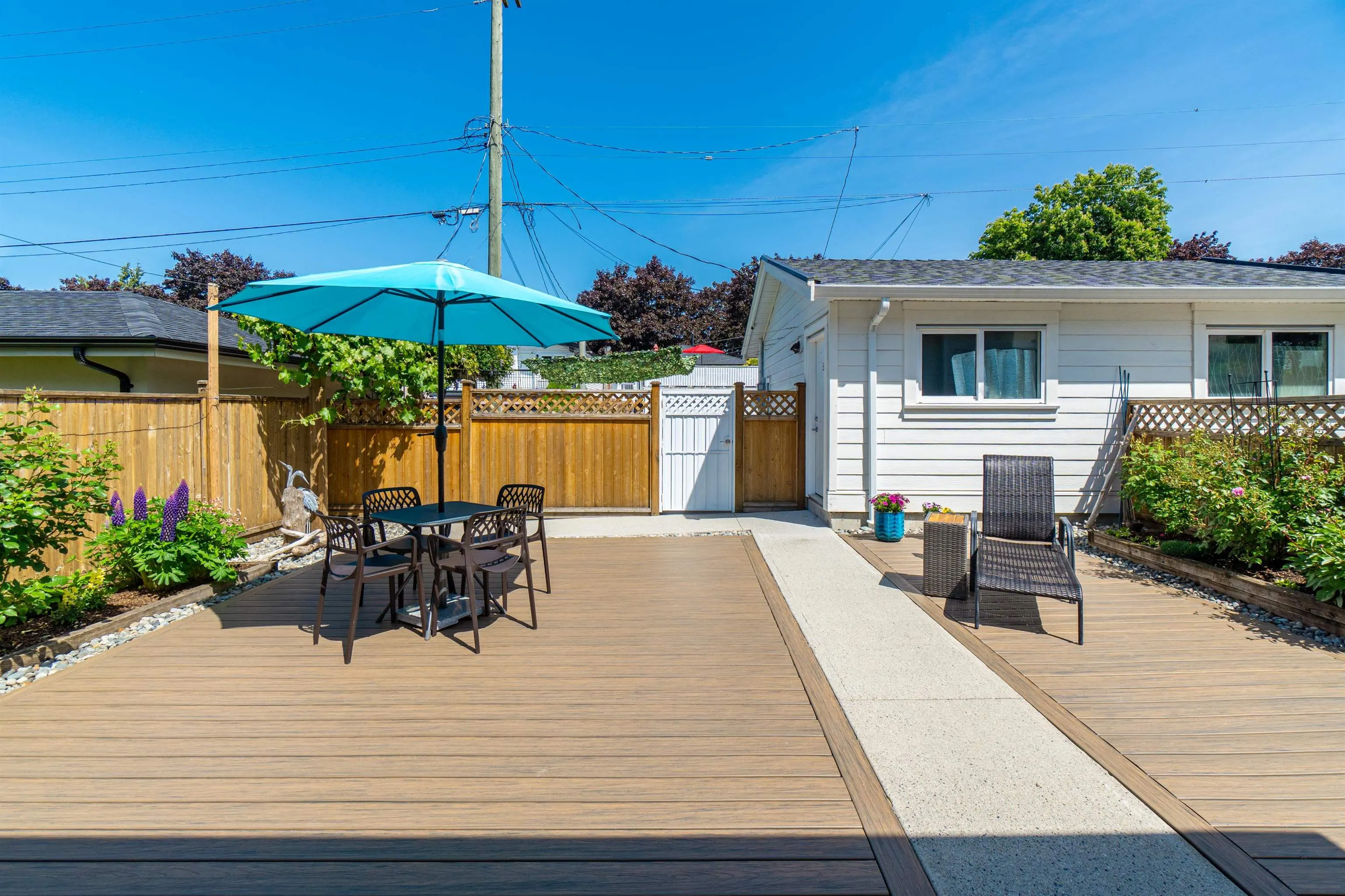 4289 Parker Street