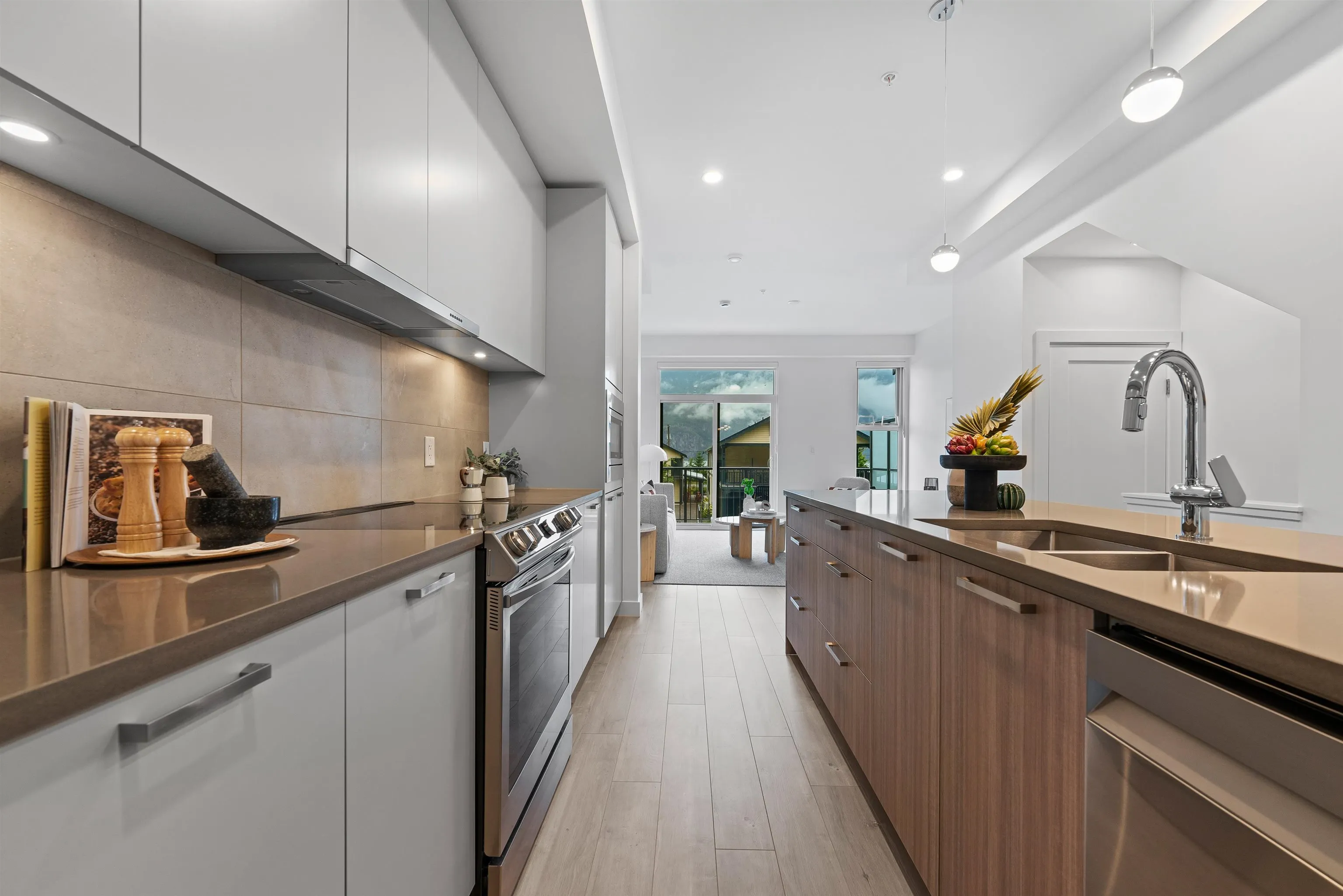 27 351 Copper Drive