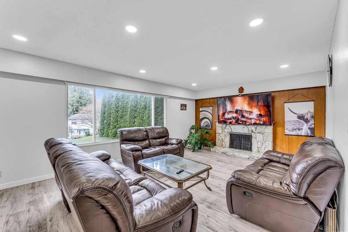 8453 Karr Place