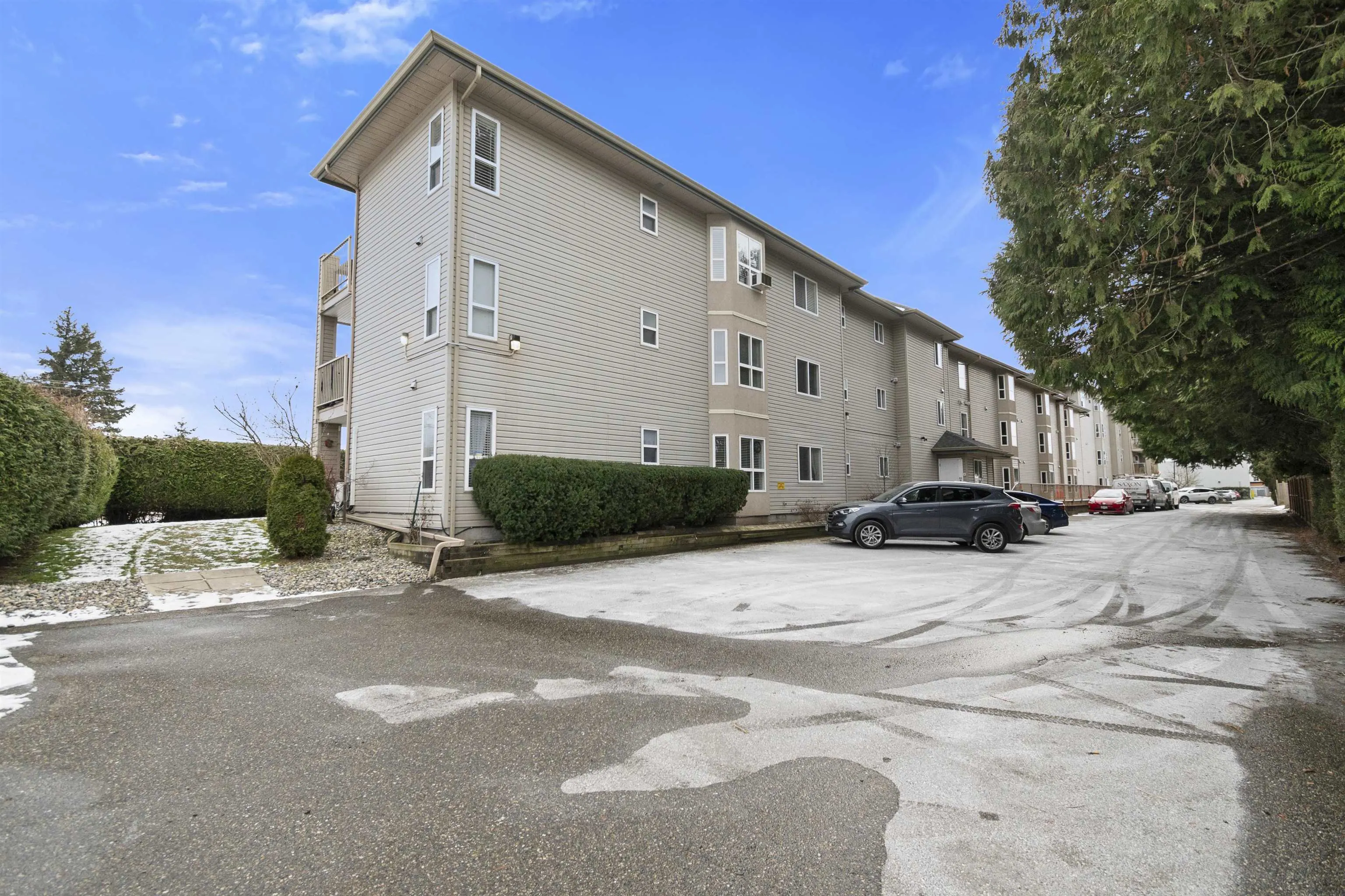 115 46693 Yale Road