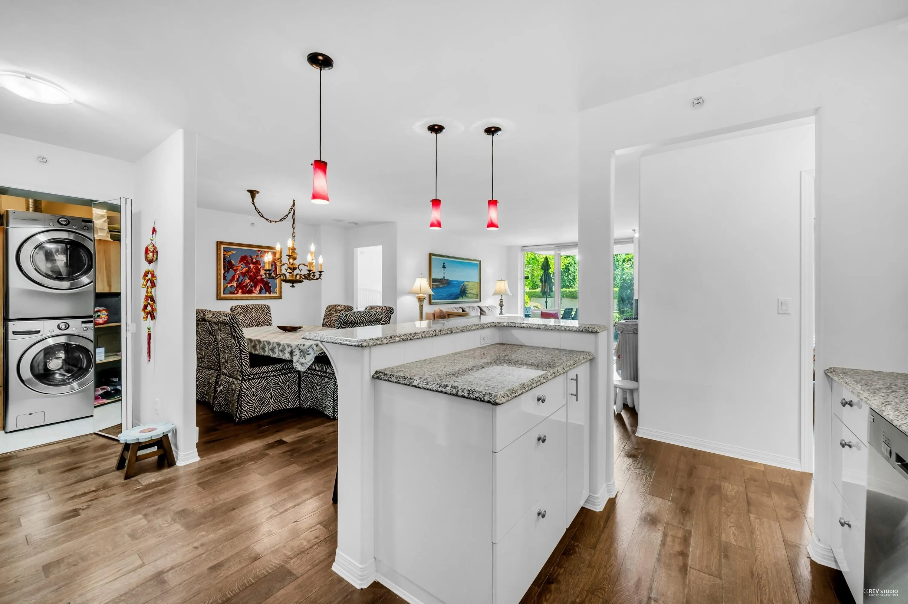 408 7080 St. Albans Road