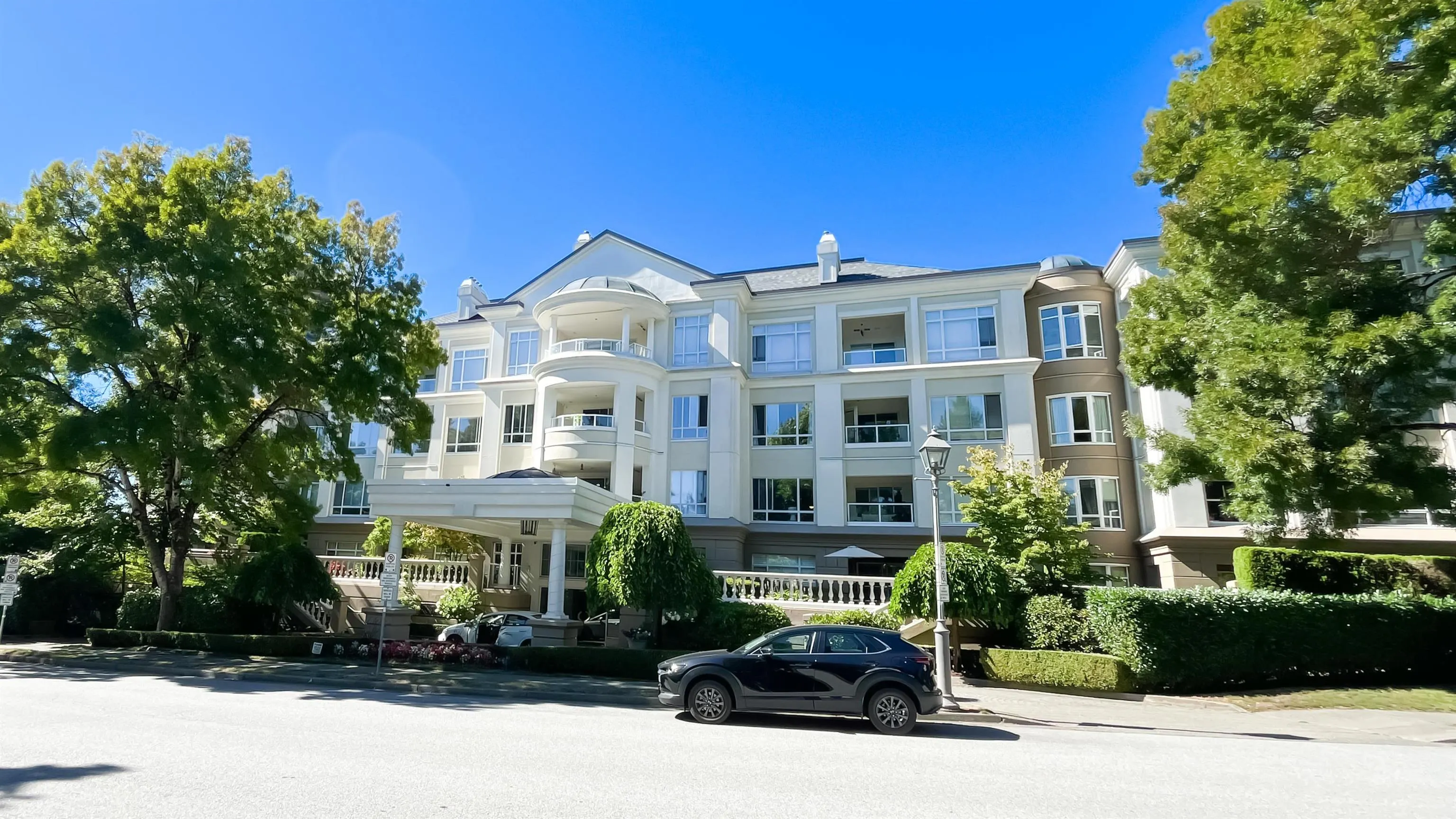 308 5735 Hampton Place