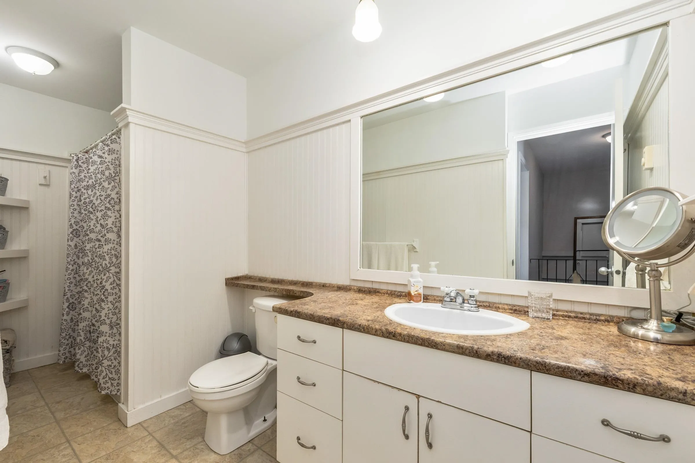 12123 Schmidt Crescent