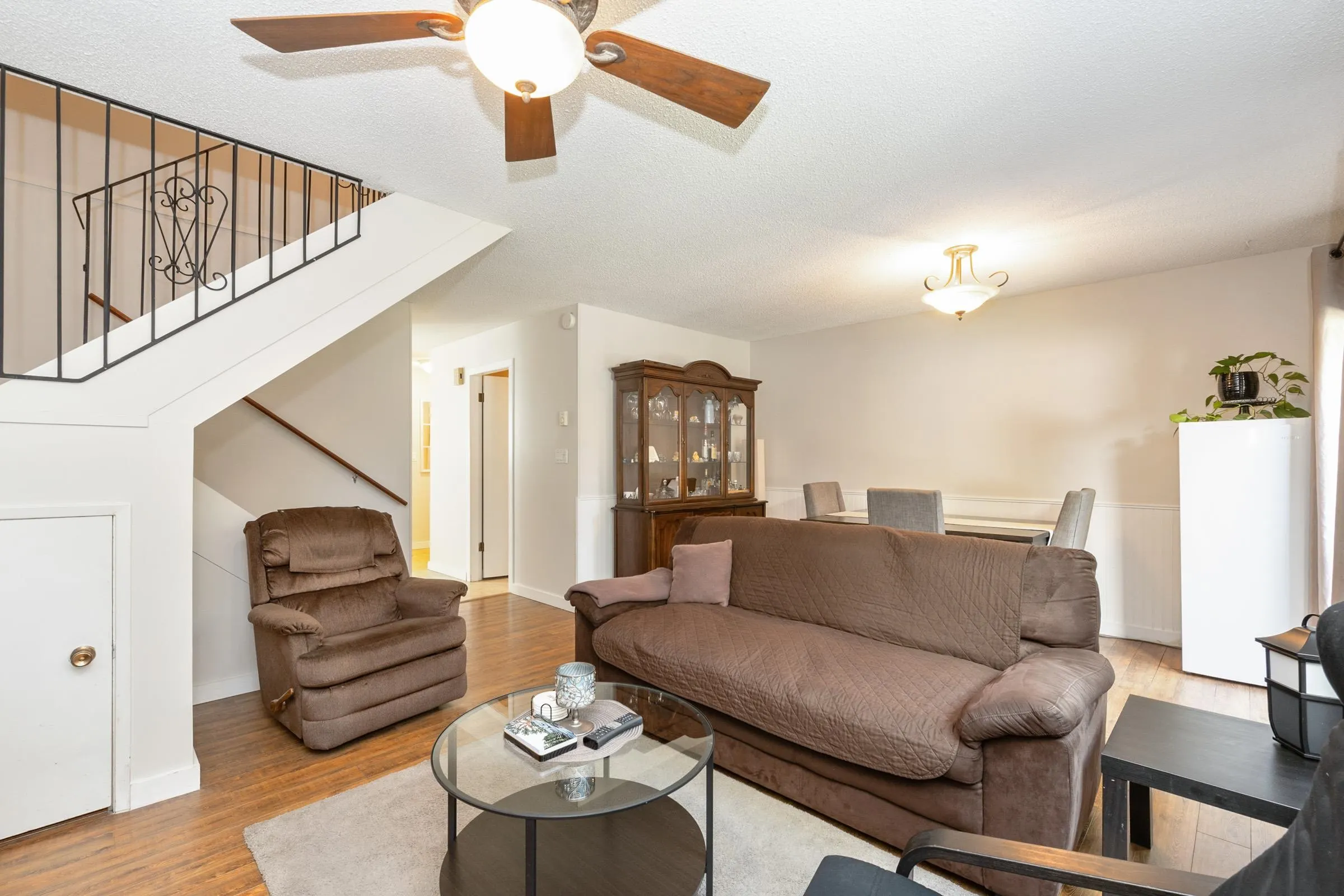 12123 Schmidt Crescent