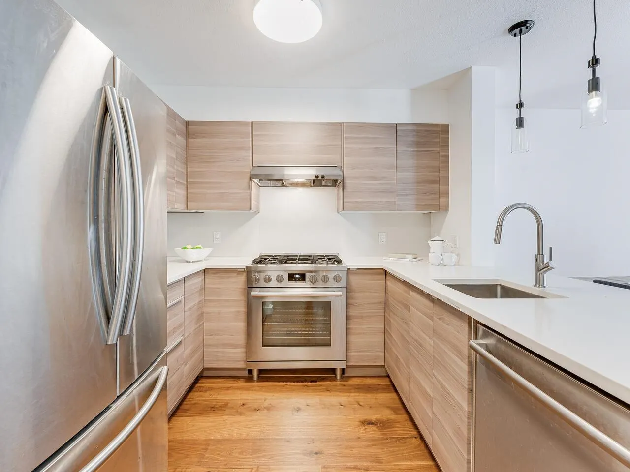 204 2181 W 12th Avenue