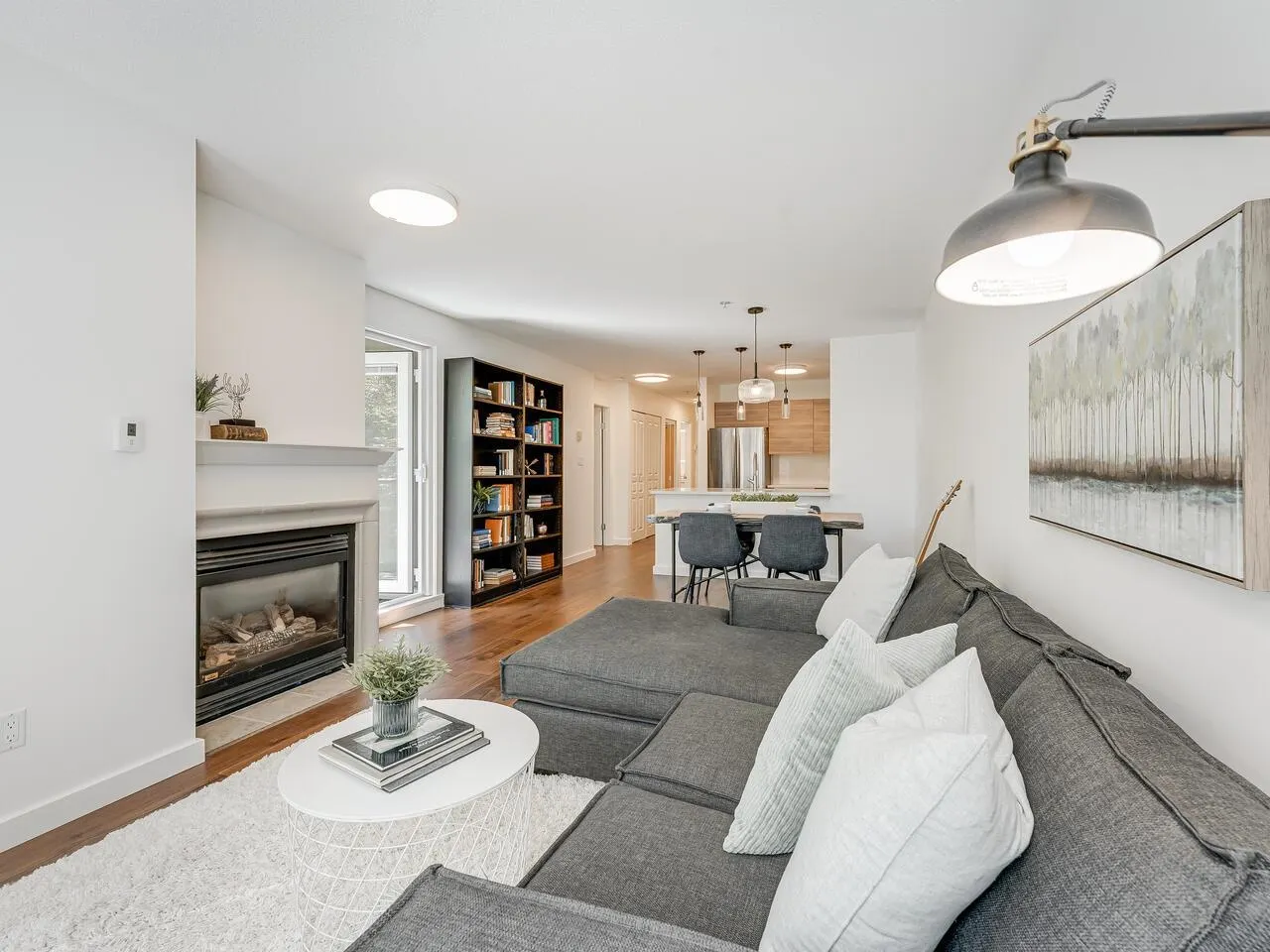 204 2181 W 12th Avenue