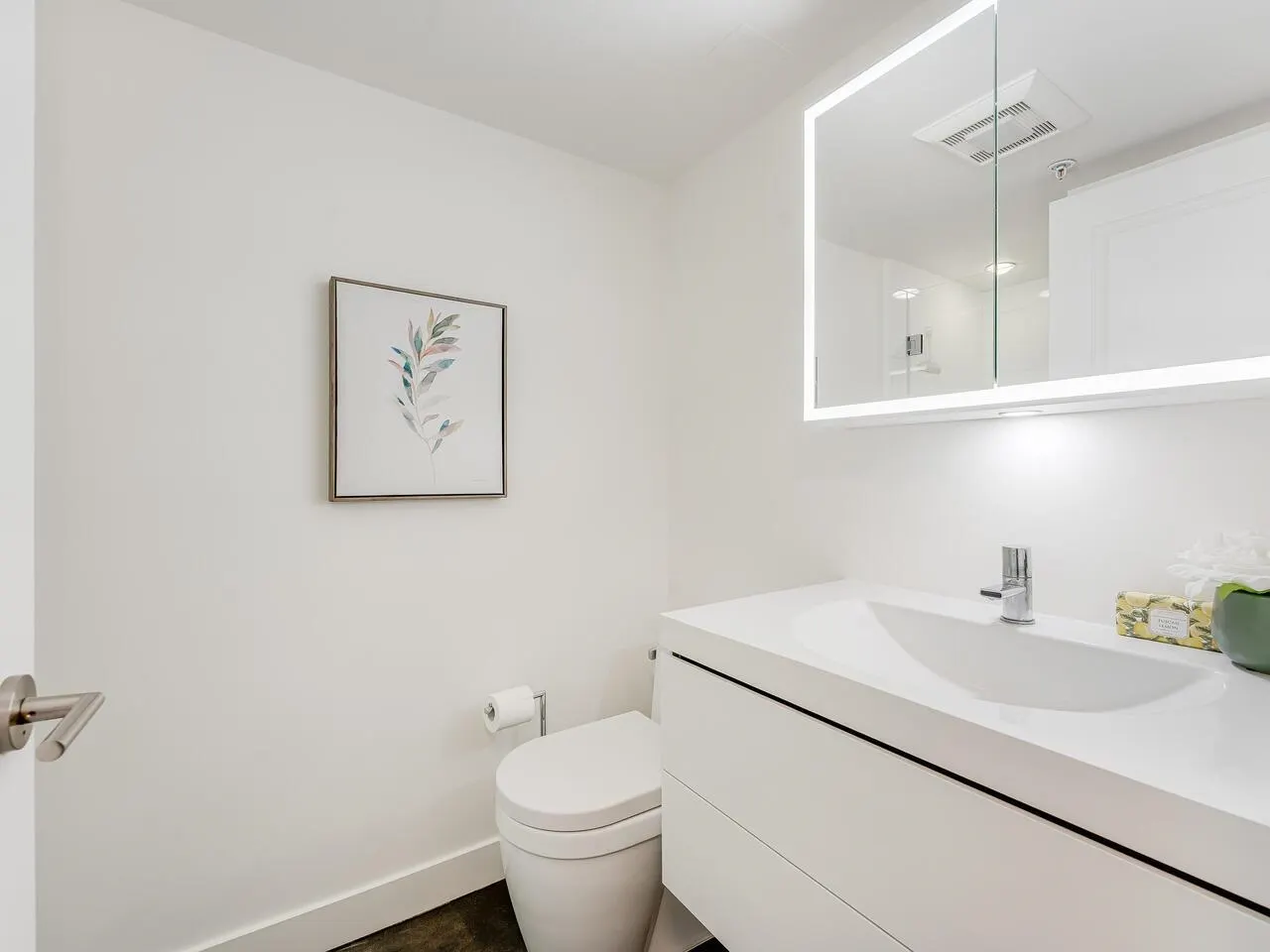 204 2181 W 12th Avenue