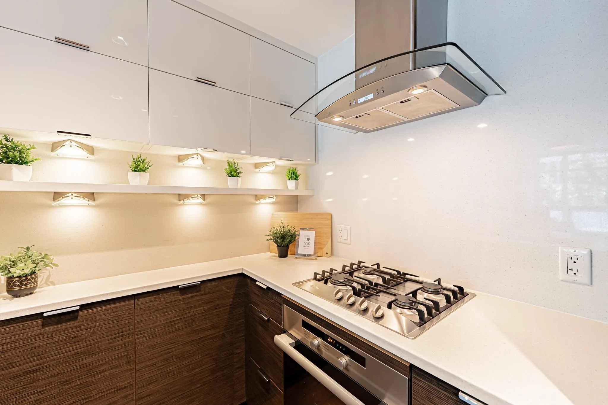 626 1777 W 7th Avenue