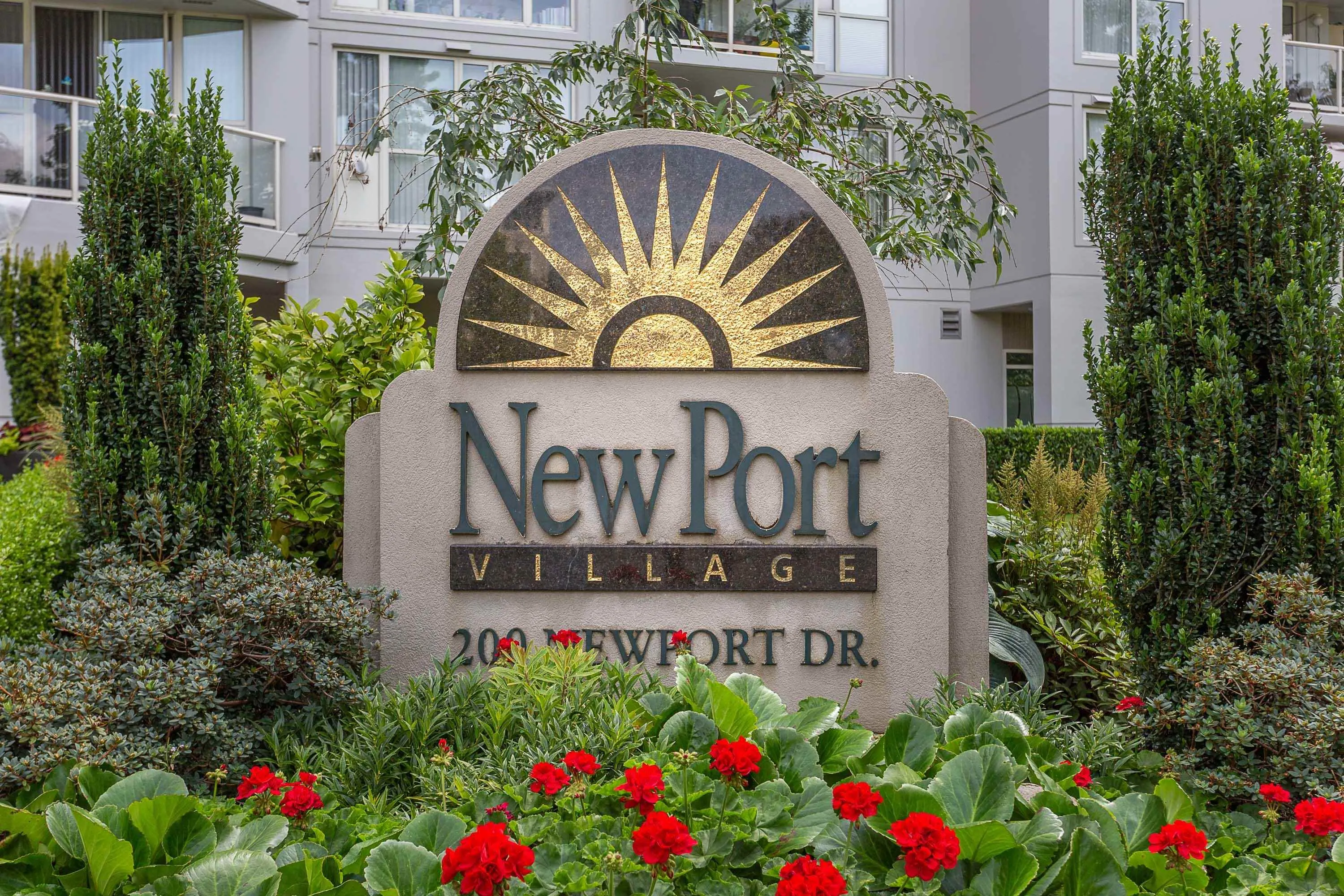 701 200 Newport Drive