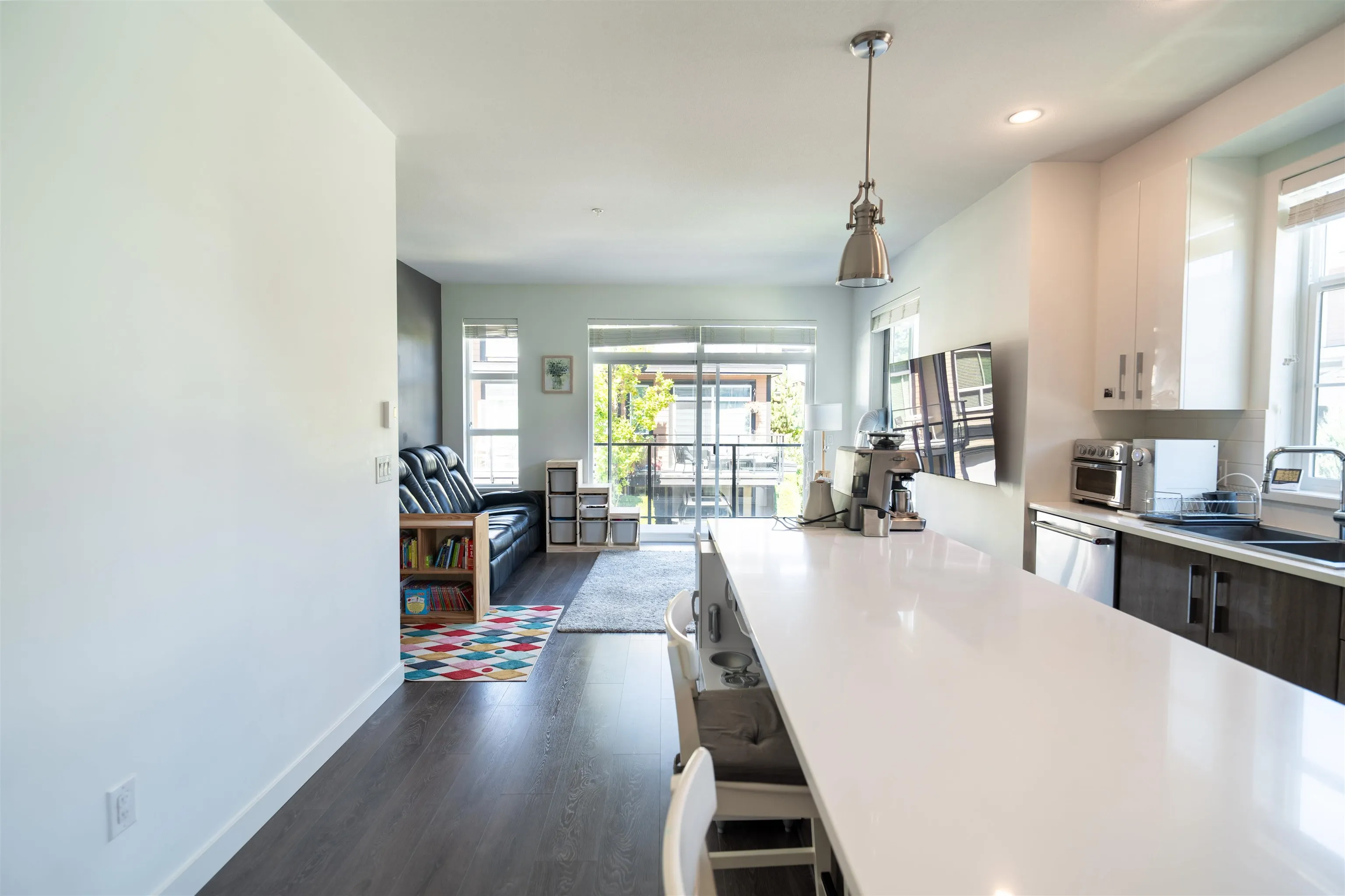 64 20857 77a Avenue