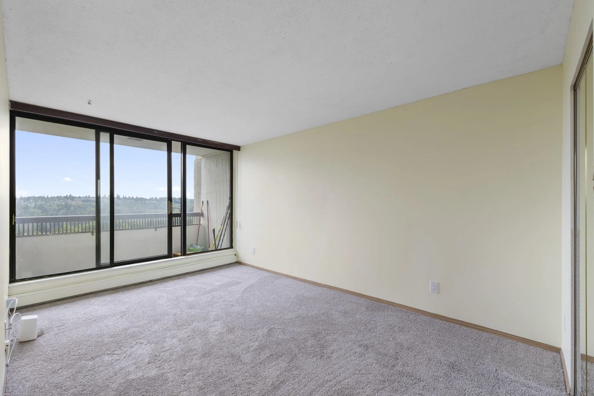 1702 9280 Salish Court