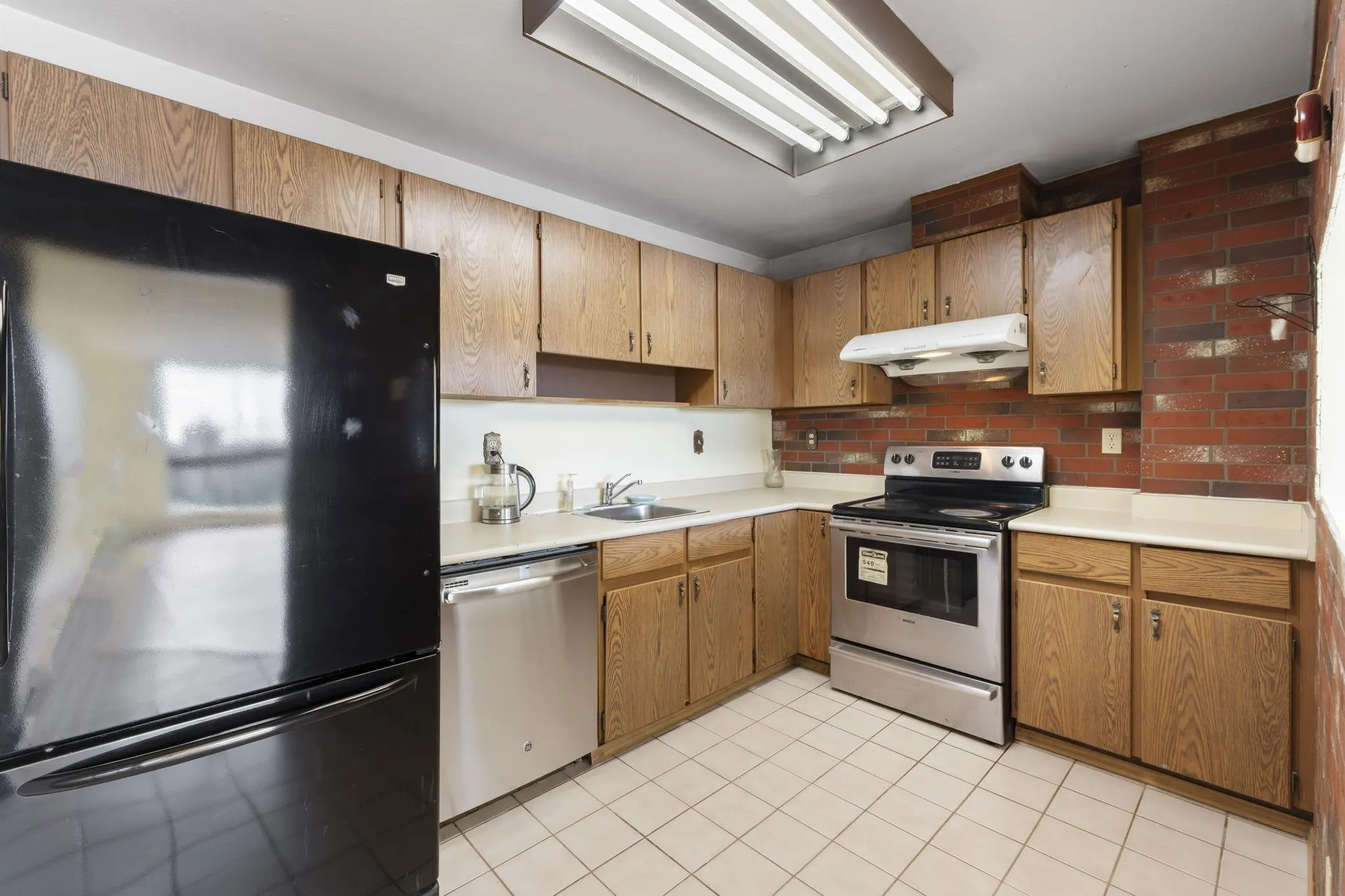 1702 9280 Salish Court