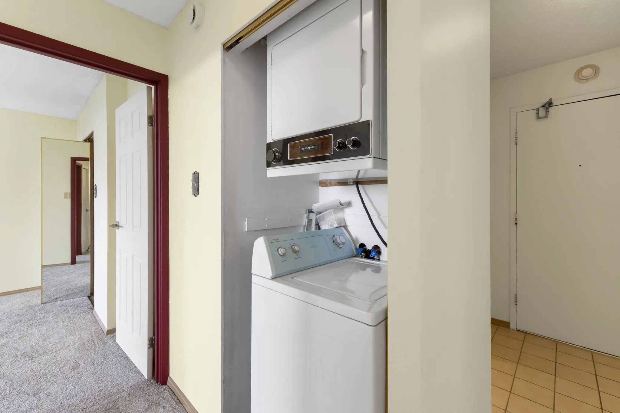 1702 9280 Salish Court