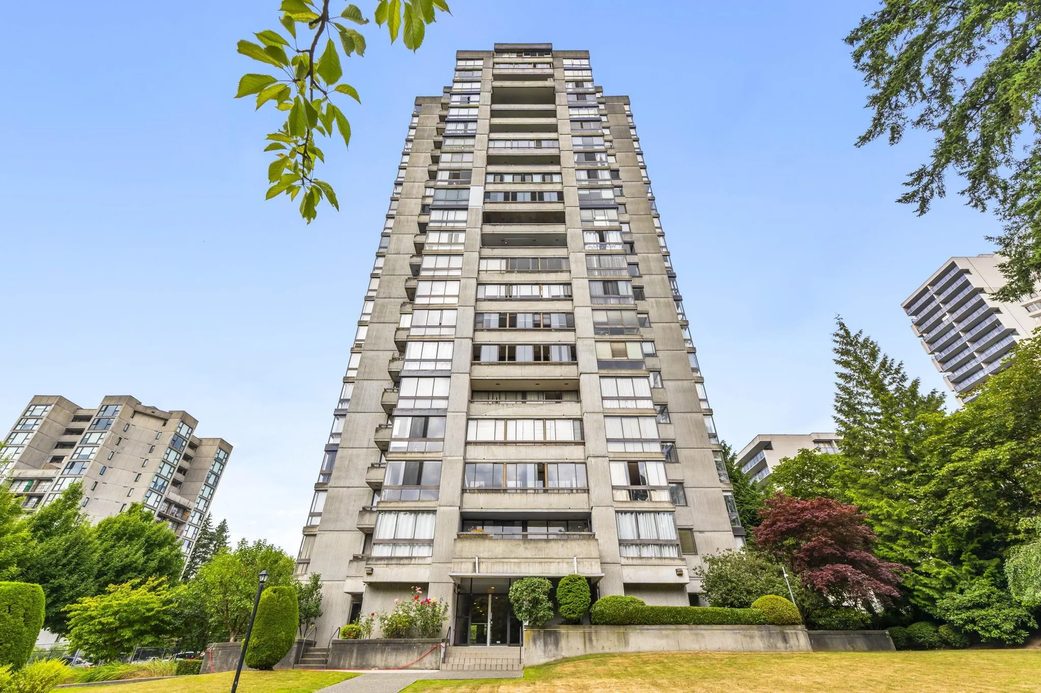 1702 9280 Salish Court
